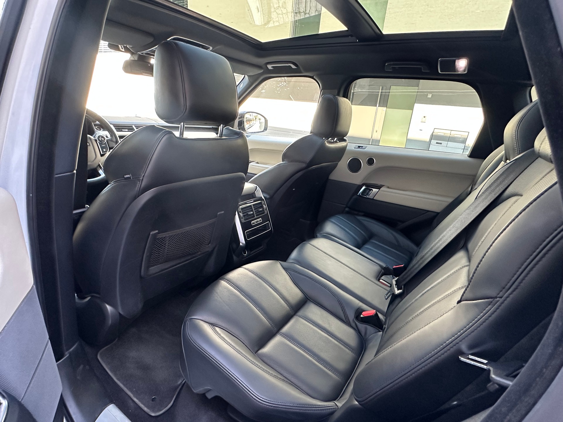 LAND ROVER Range Rover Sport 3.0 SDV6 HSE Dynamic Automatic-image-14