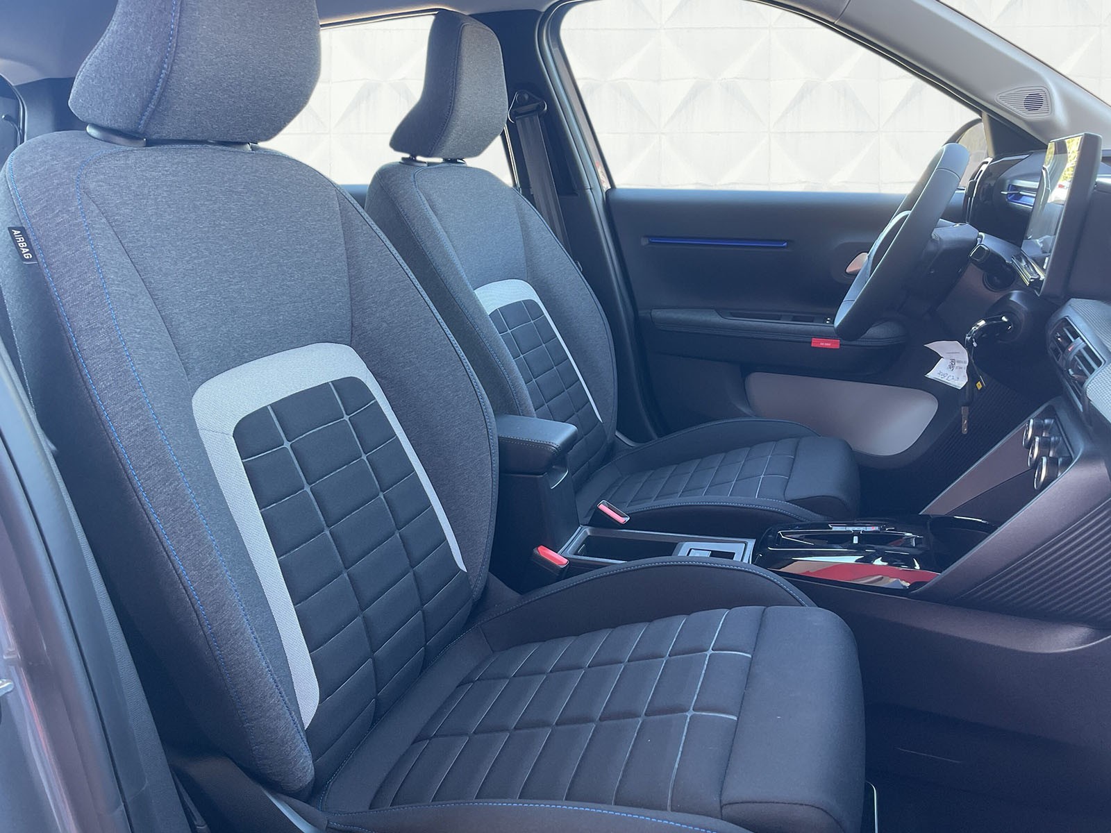 CITROEN e-C3 44kWh You+-image-9