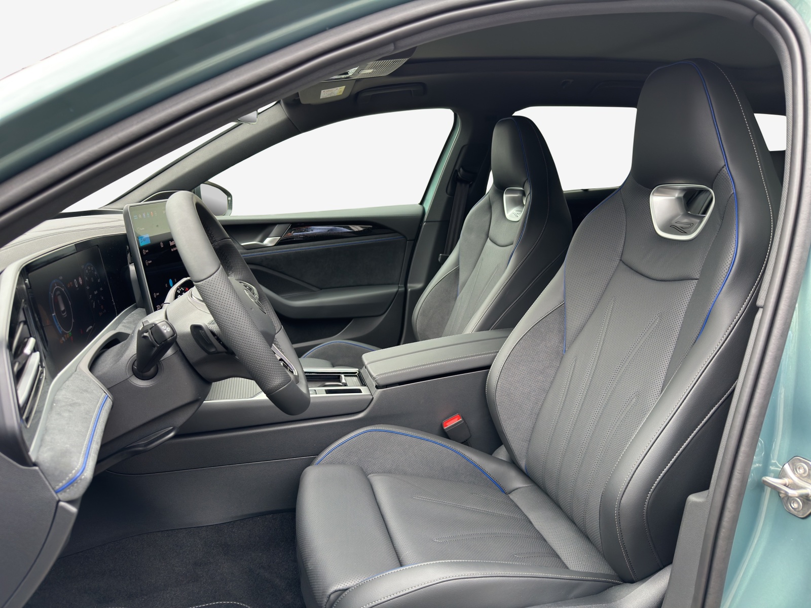 VW Passat Variant 2.0 TDI evo R-Line 4 Motion DSG-image-7