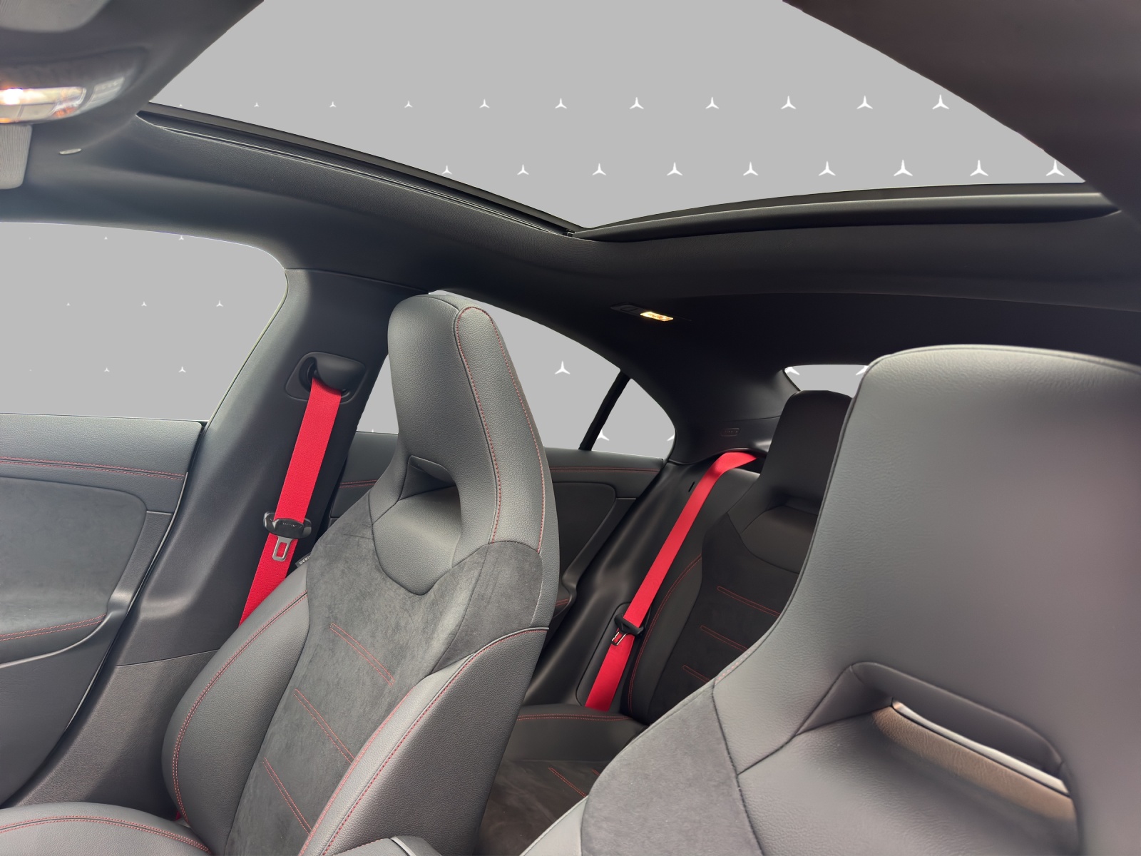 MERCEDES-BENZ CLA 35 AMG 4Matic 8G-DCT-image-9