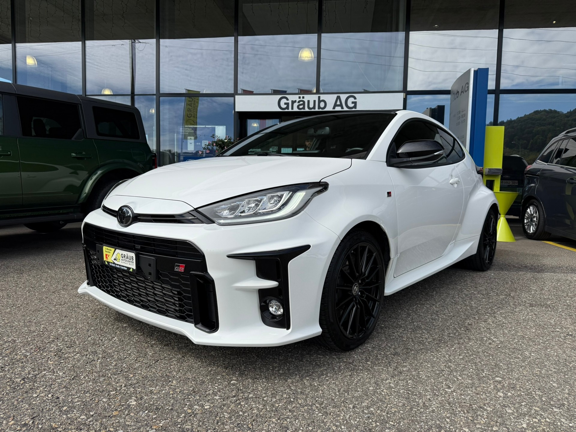 TOYOTA Yaris 1.6 GR Sport-image-0
