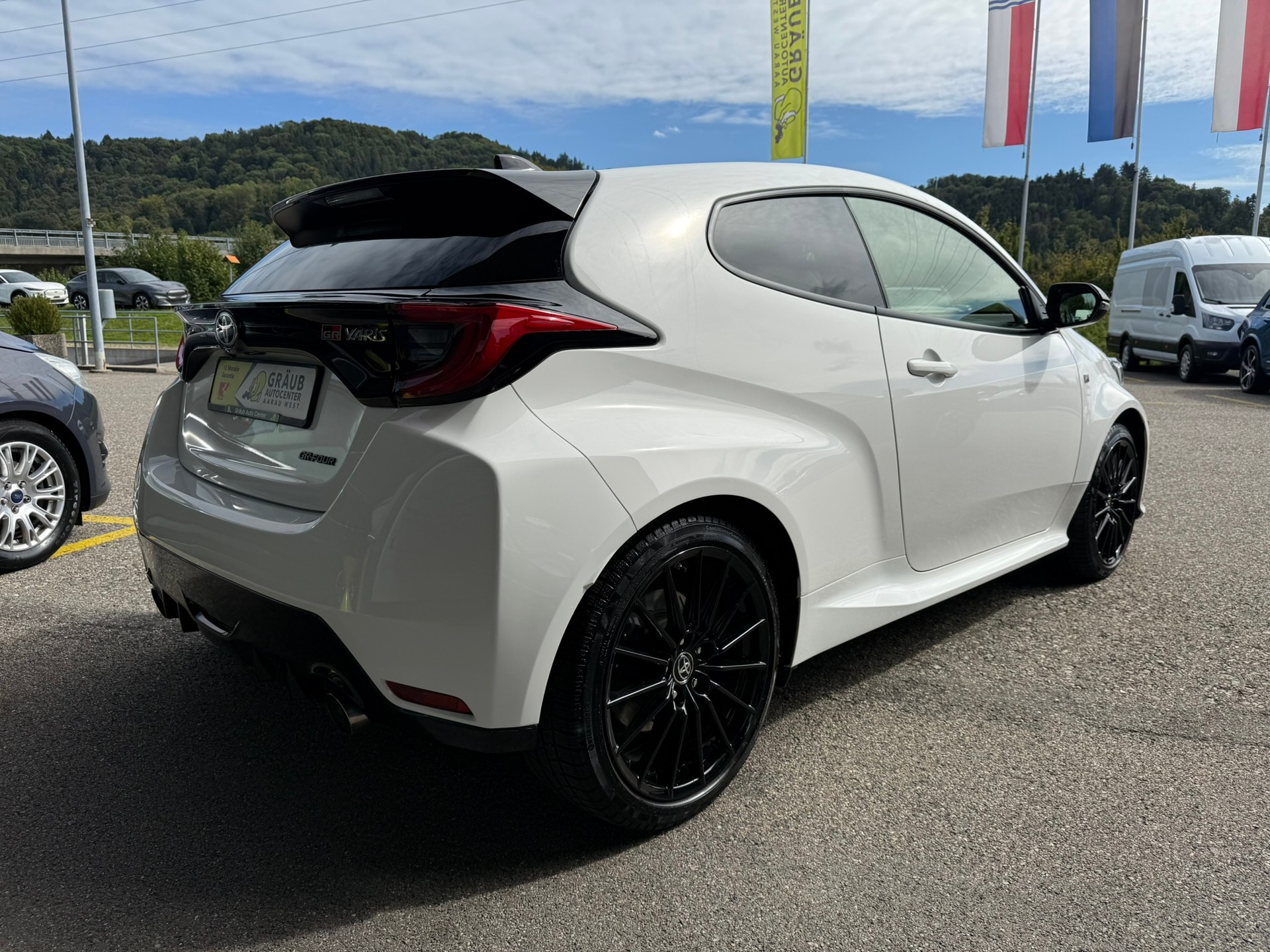 TOYOTA Yaris 1.6 GR Sport-image-5