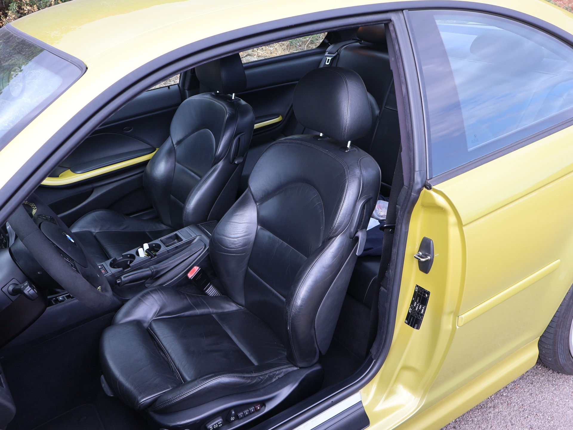 BMW M3 Coupé-image-4