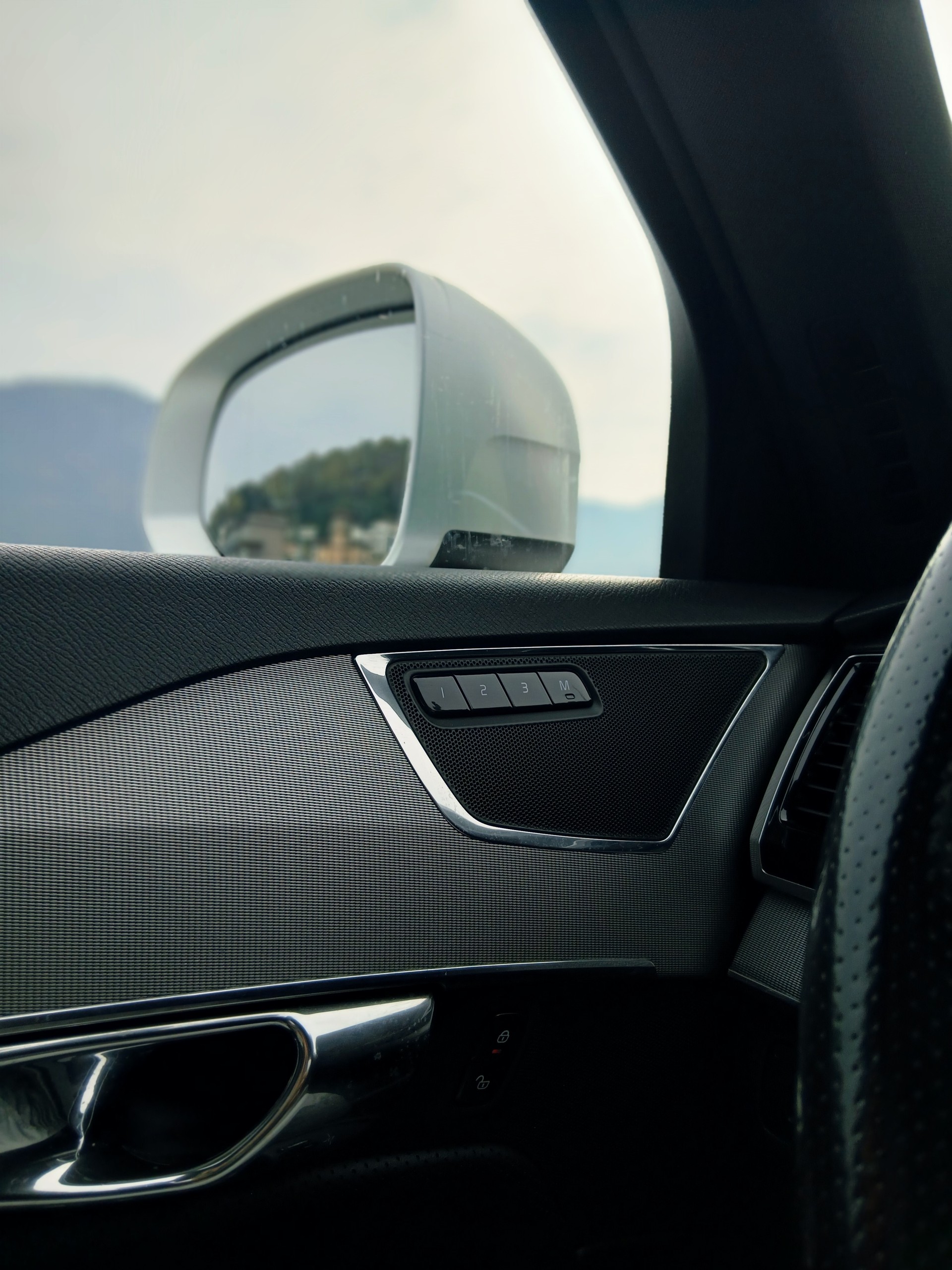 VOLVO XC90 D5 AWD R-Design Geartronic-image-8