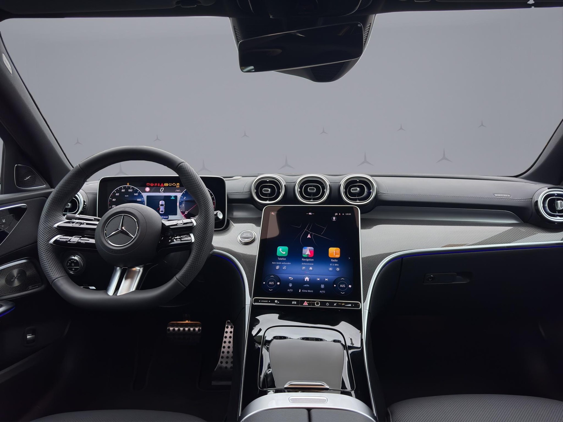 MERCEDES-BENZ C 300 AMG Line 4matic-image-12