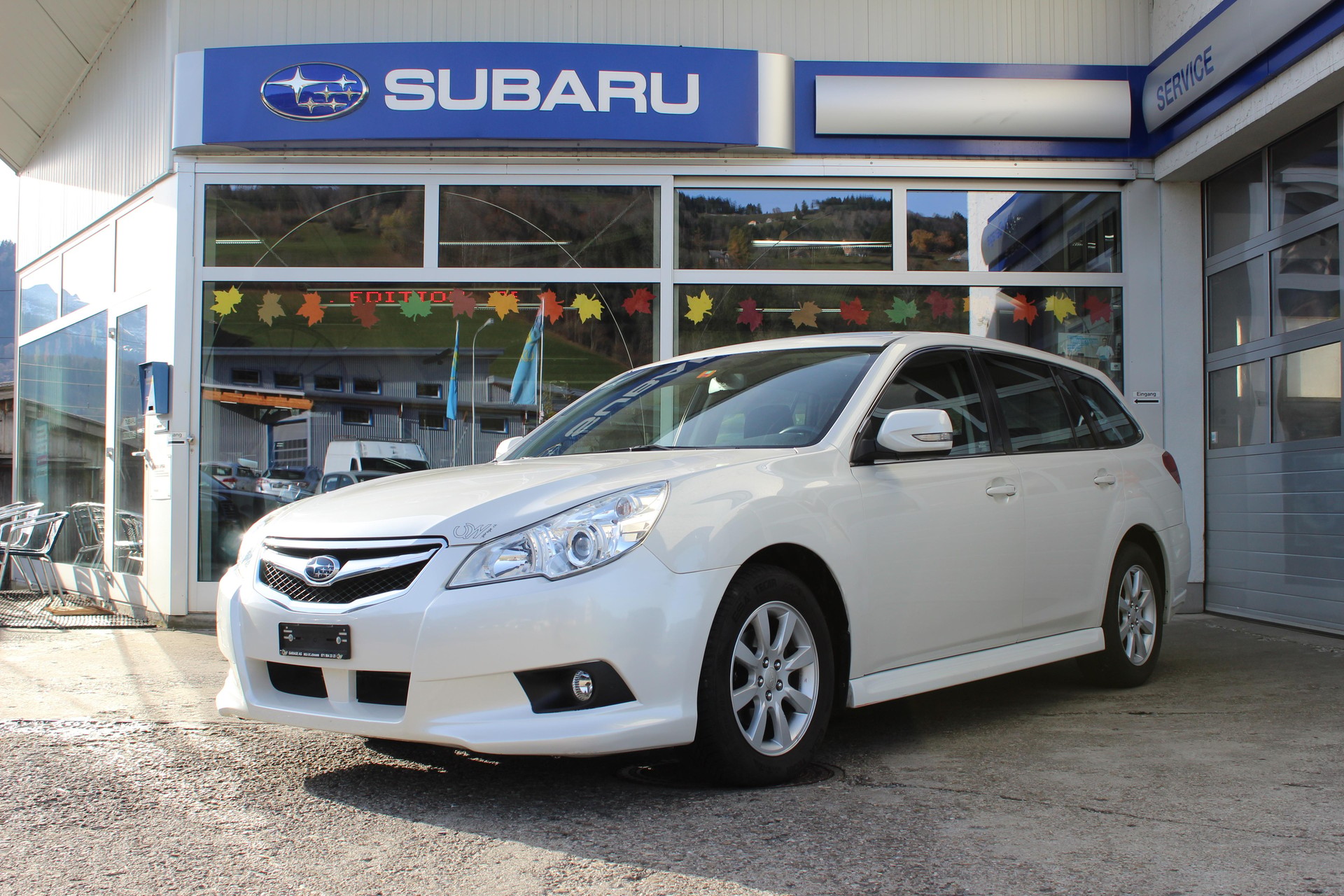 SUBARU Legacy Station 2.0i Swiss