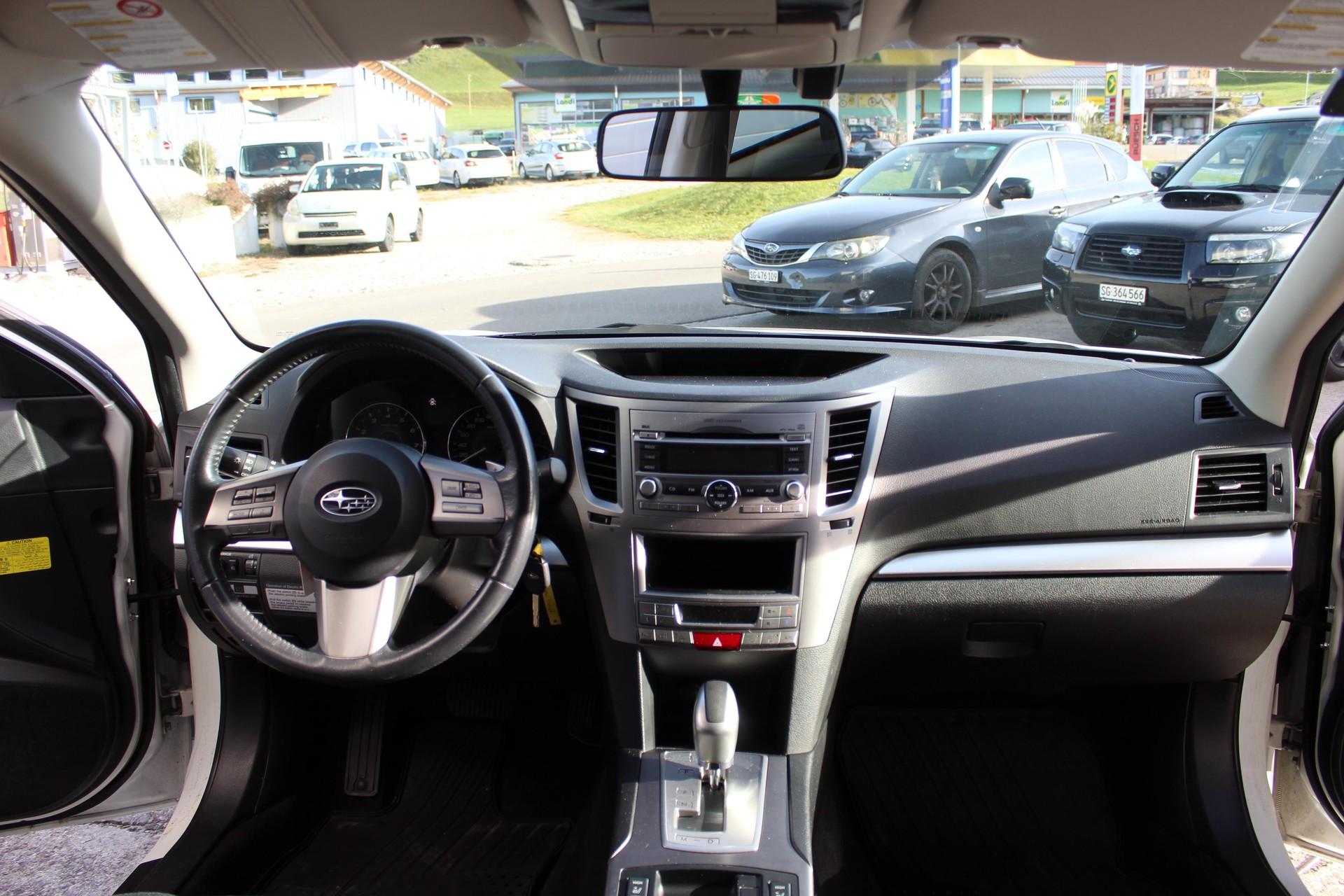 SUBARU Legacy Station 2.0i Swiss-image-10