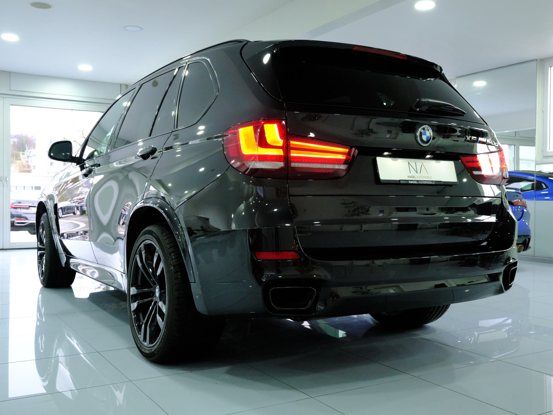 BMW X5 xDrive M50d Steptronic *Driving Assistant Plus* *Harman/Kardon* *Surround View*-image-5