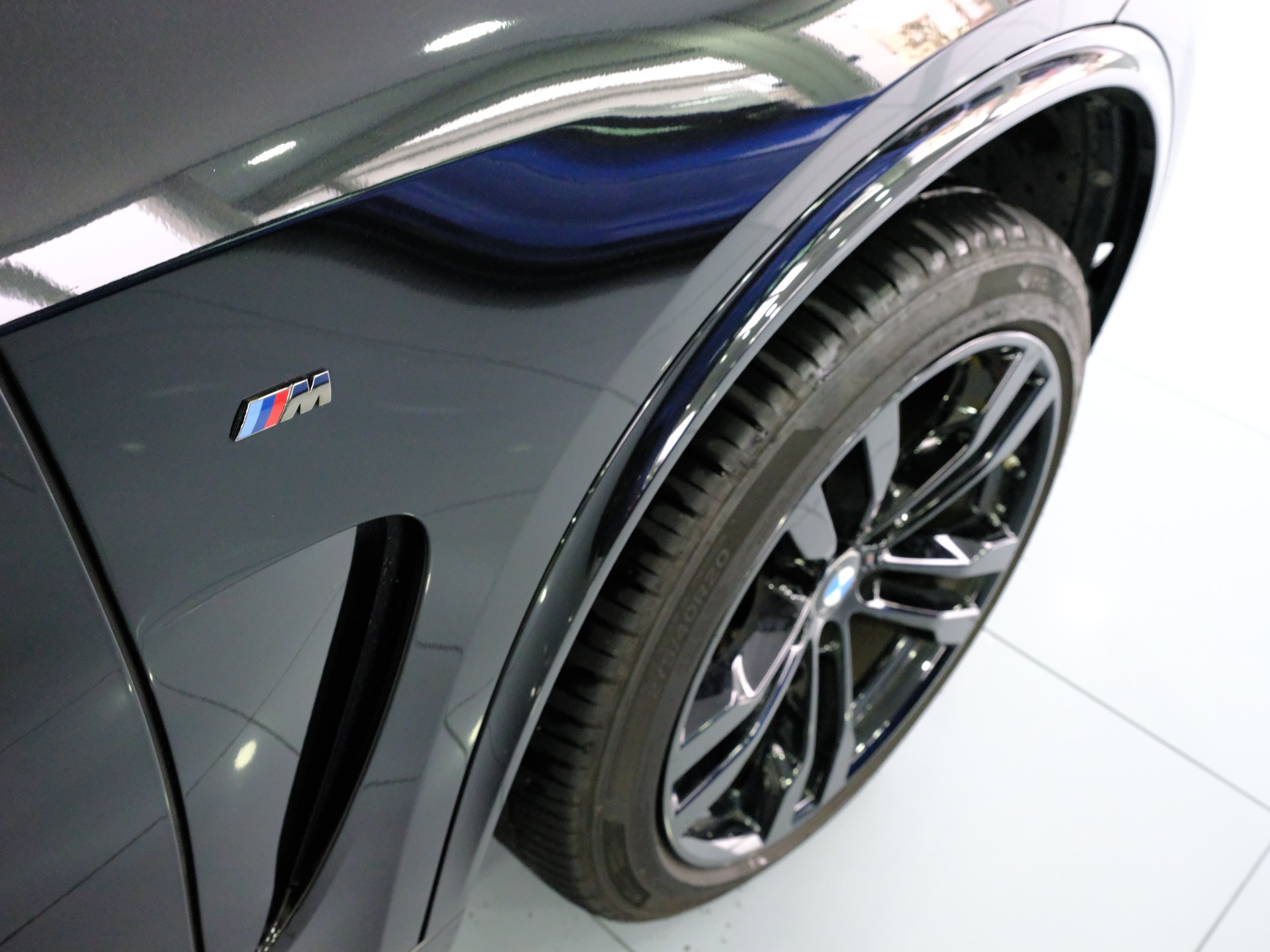 BMW X5 xDrive M50d Steptronic *Driving Assistant Plus* *Harman/Kardon* *Surround View*-image-8