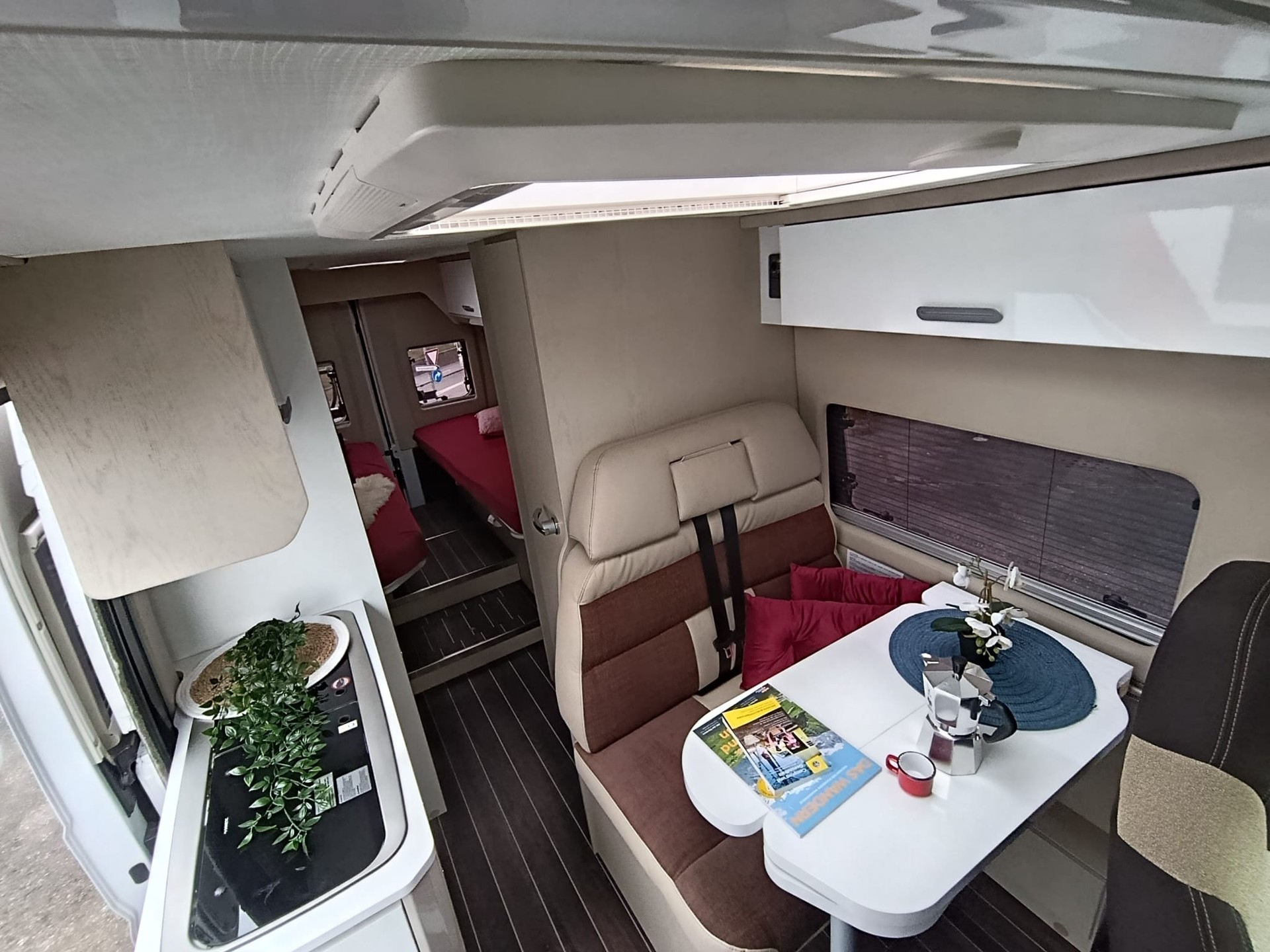 RIMOR Horus 195***Das "All-in-One"-Fahrzeug***Längsbett**Automat**4 Pers.**6.36m Länge**483Kg Nutzlast**-image-24