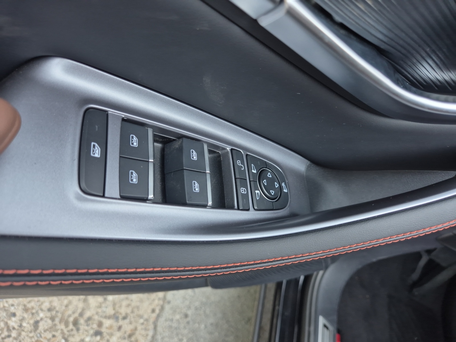 BYD Seal U DM-i Design AWD-image-11