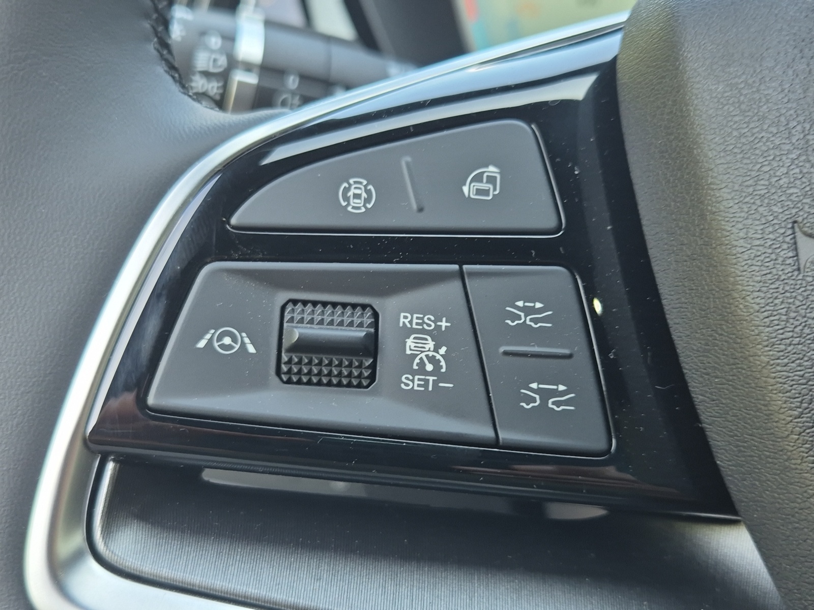 BYD Seal U DM-i Design AWD-image-18