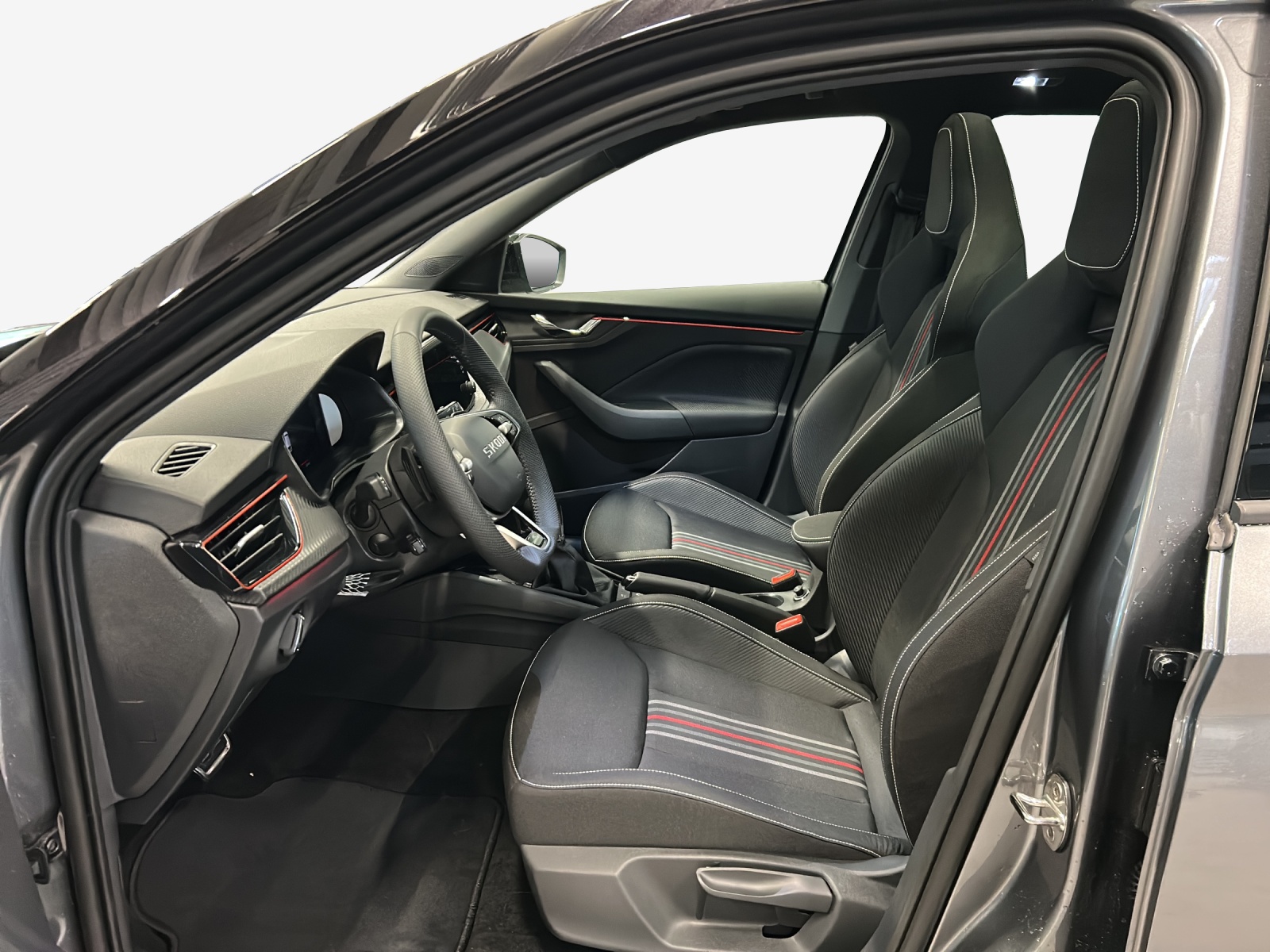 SKODA Kamiq 1.0 TSI Monte Carlo DSG-image-7