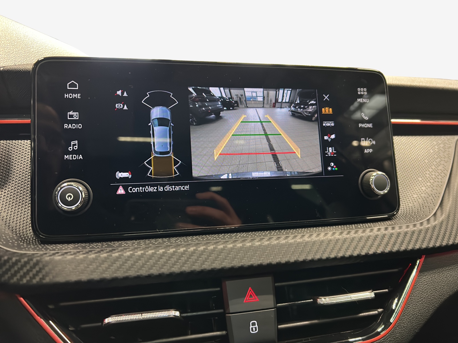 SKODA Kamiq 1.0 TSI Monte Carlo DSG-image-14