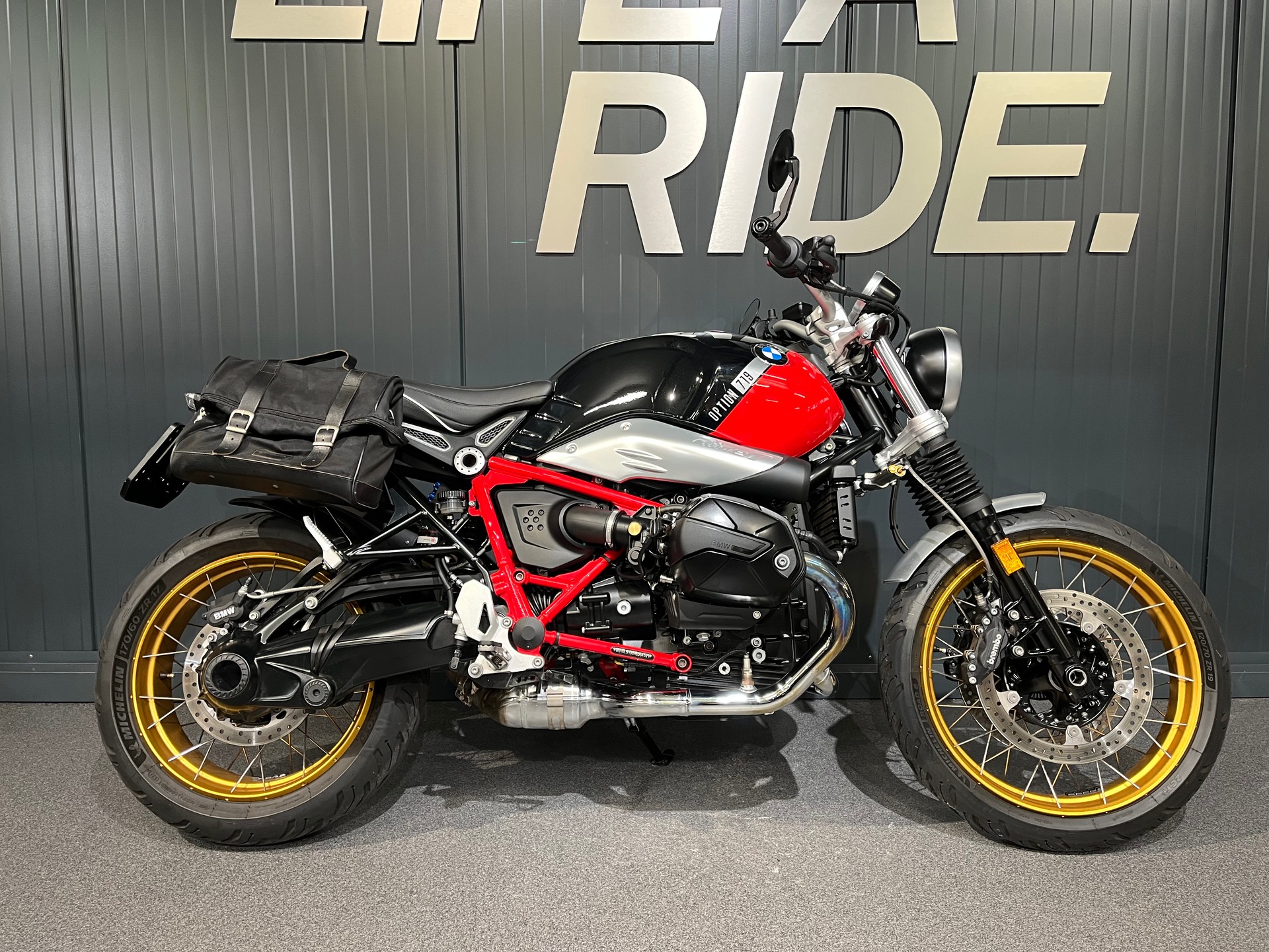 BMW R nineT Urban G/S Wilbers Fahrwerk