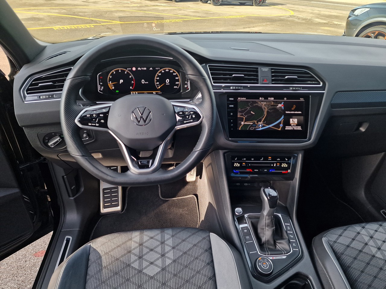 VW Tiguan 2.0TSI R-Line 4Motion DSG-image-13