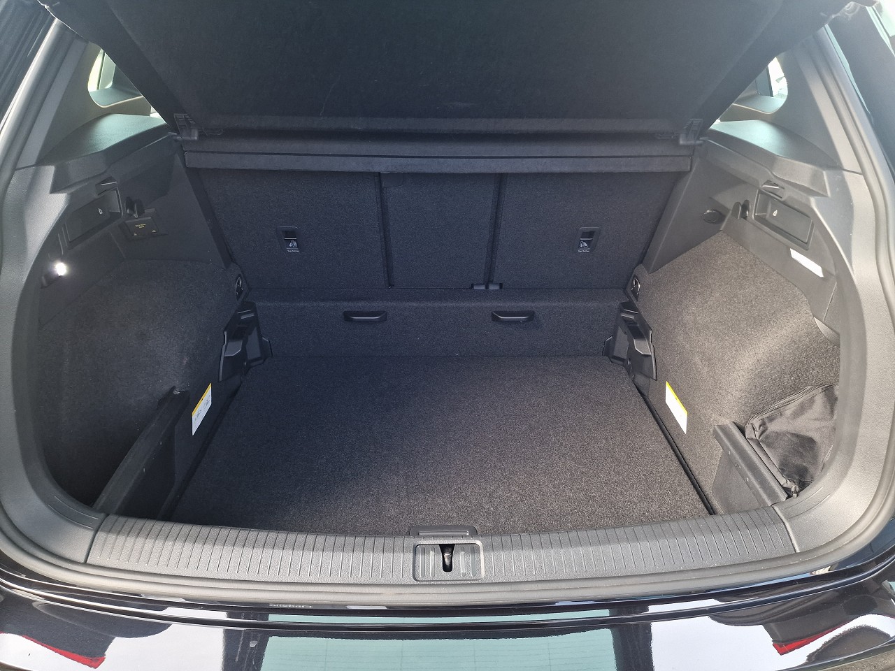 VW Tiguan 2.0TSI R-Line 4Motion DSG-image-28