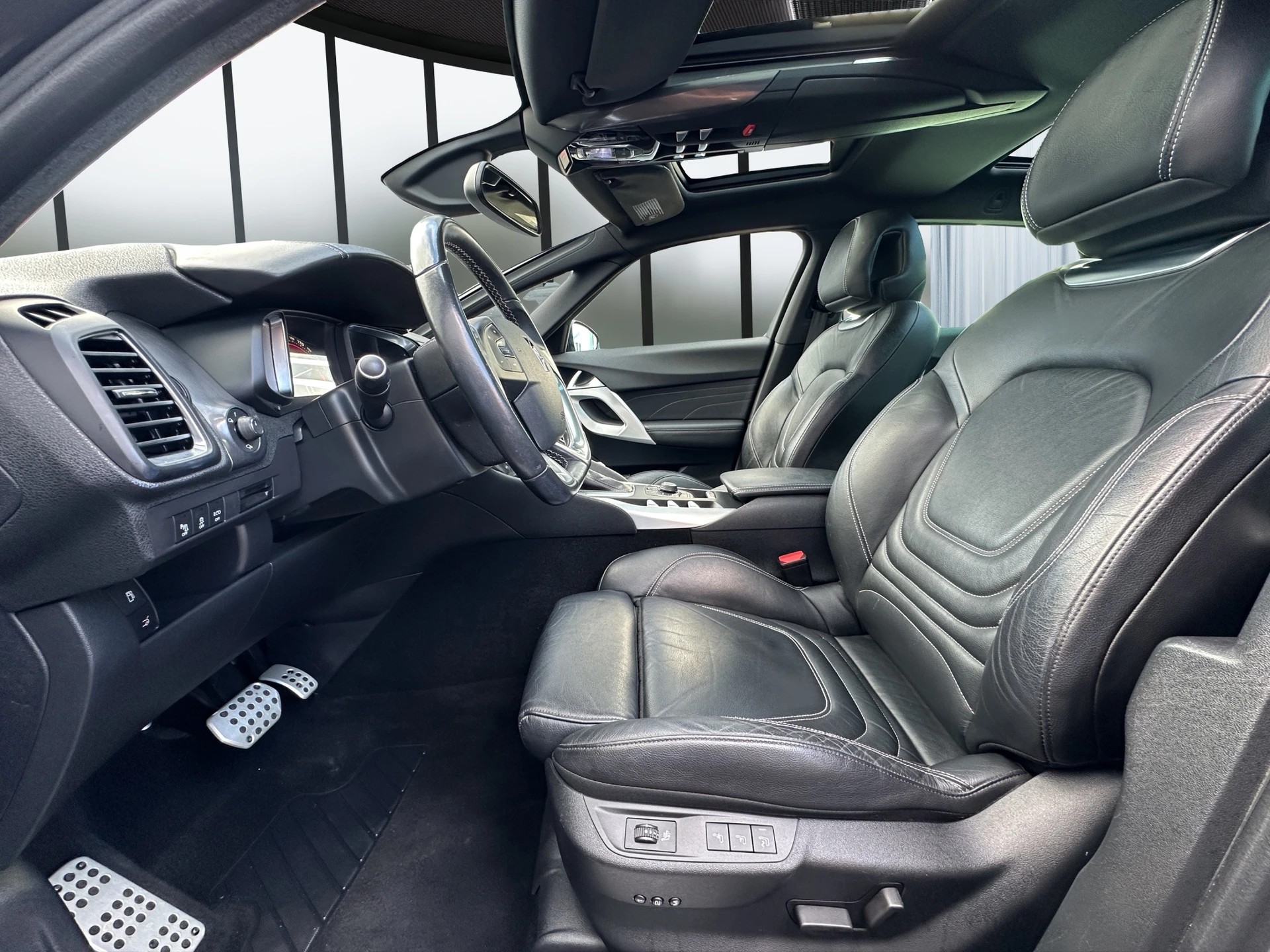 DS AUTOMOBILES DS5 2.0 E-HDi SPORT CHIC AUTOMATIC l 181 PS-image-15