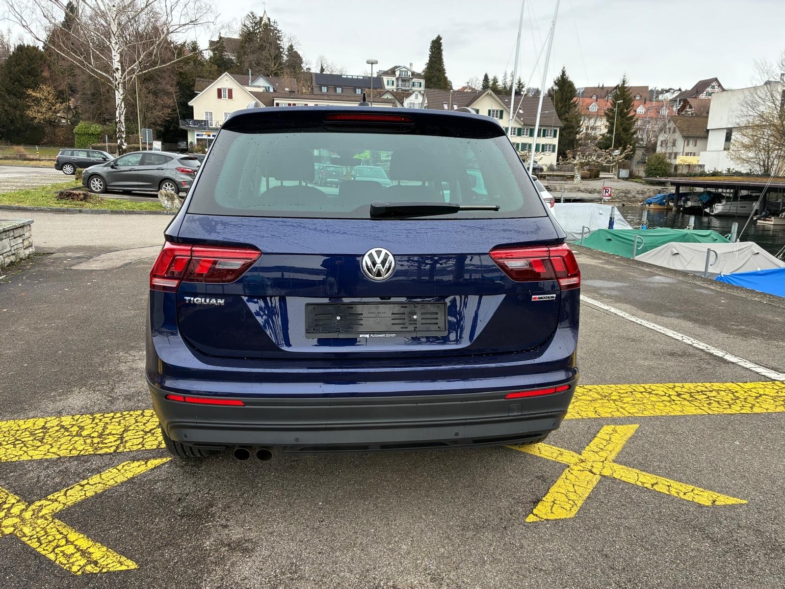 VW Tiguan 2.0TSI Comfortline 4Motion DSG-image-3
