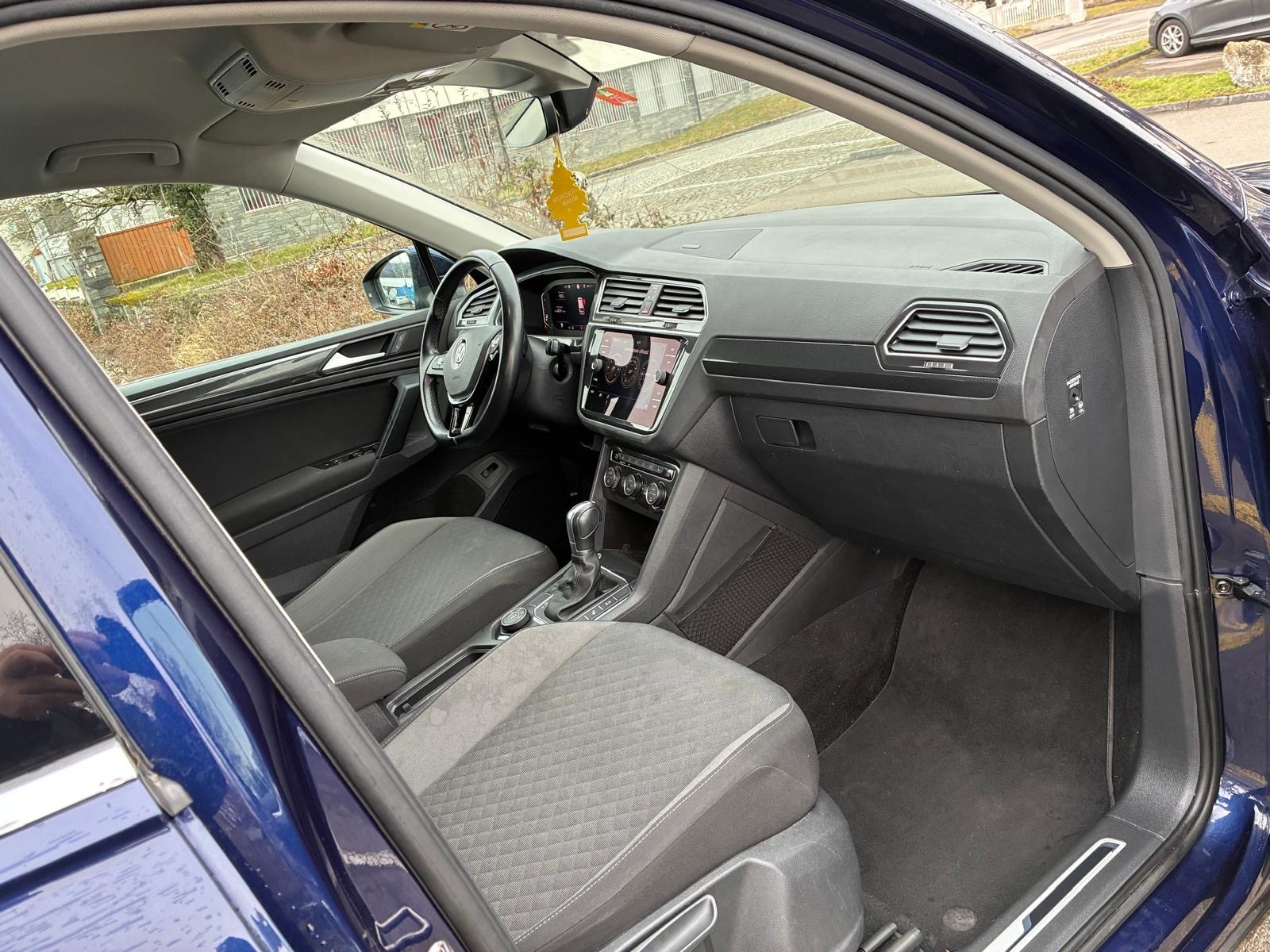 VW Tiguan 2.0TSI Comfortline 4Motion DSG-image-5