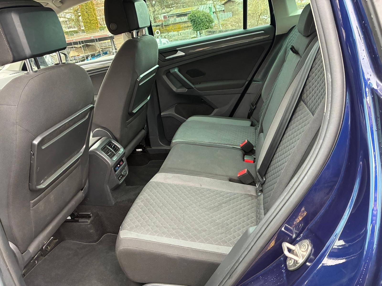 VW Tiguan 2.0TSI Comfortline 4Motion DSG-image-12
