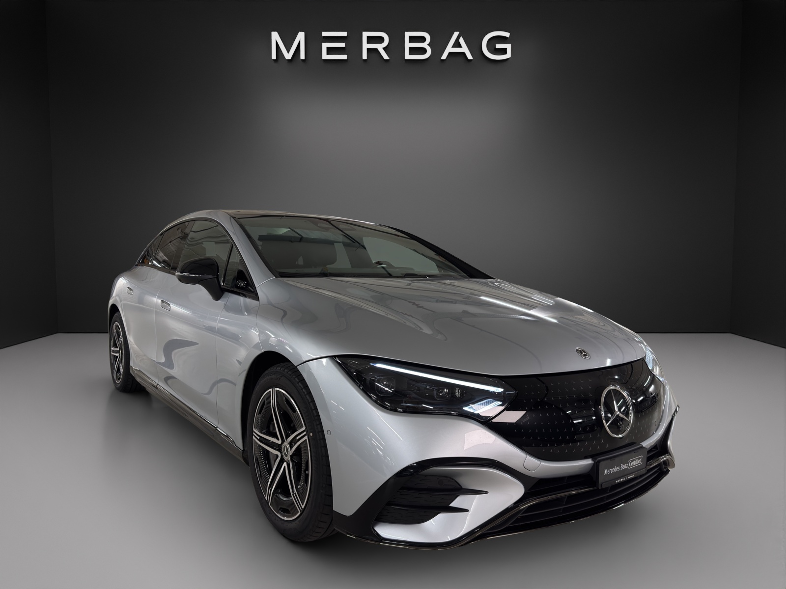 MERCEDES-BENZ EQE 350 4 Matic Executive Edition-image-0