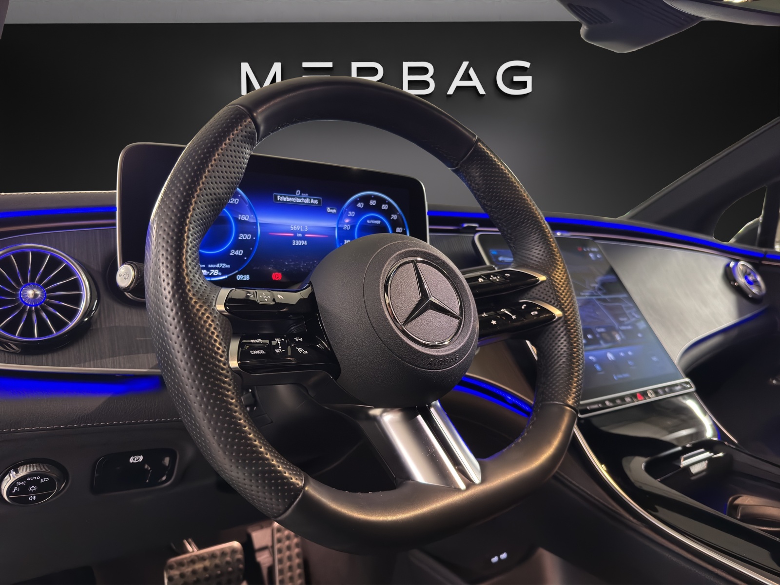 MERCEDES-BENZ EQE 350 4 Matic Executive Edition-image-10