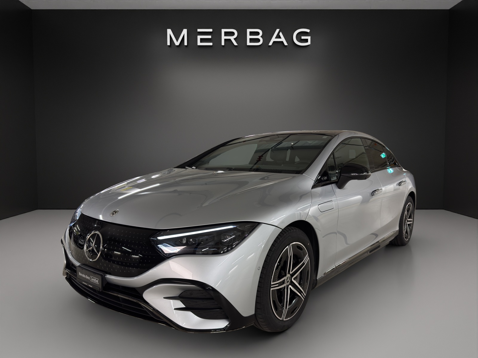 MERCEDES-BENZ EQE 350 4 Matic Executive Edition-image-2