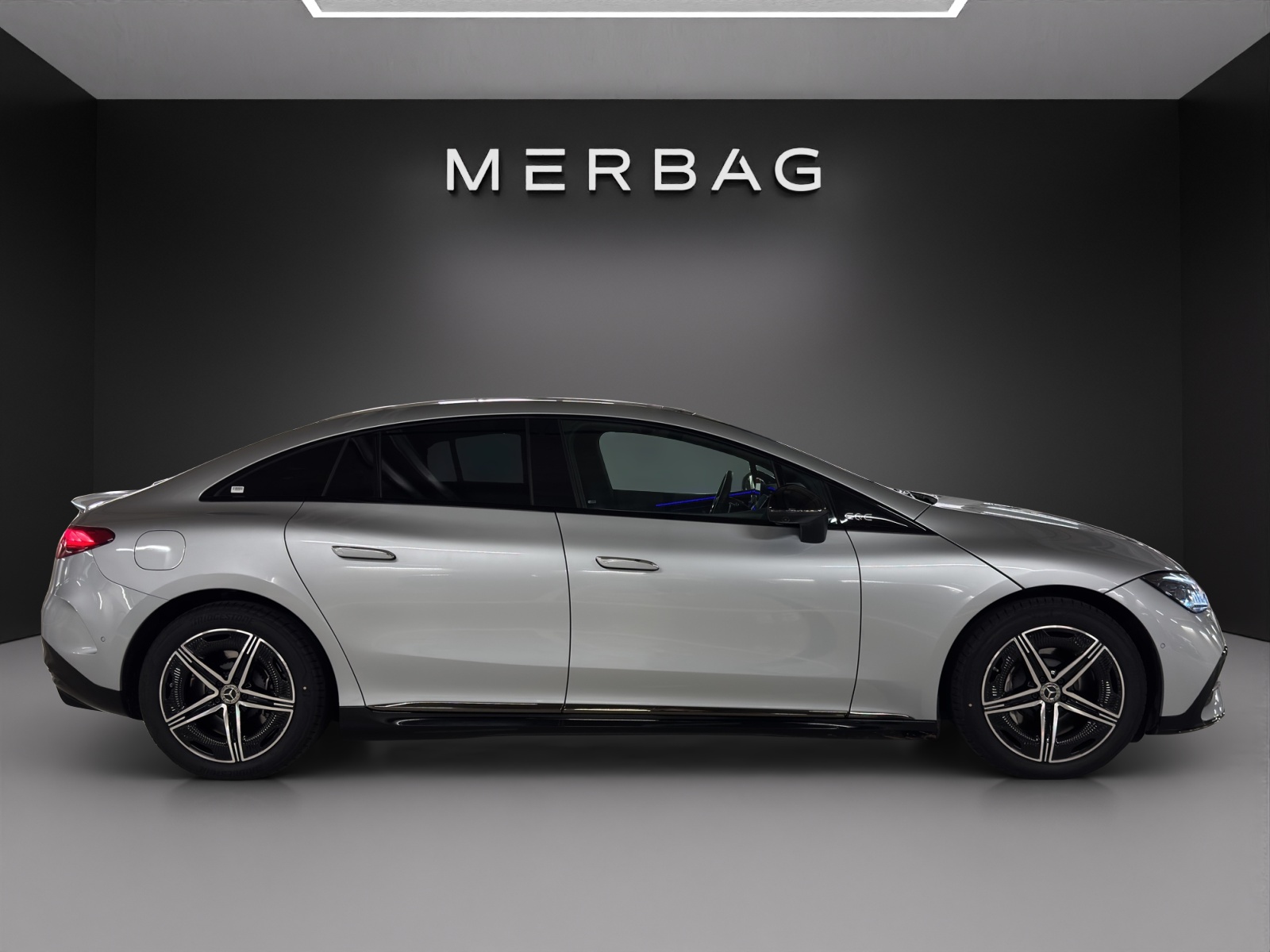 MERCEDES-BENZ EQE 350 4 Matic Executive Edition-image-7