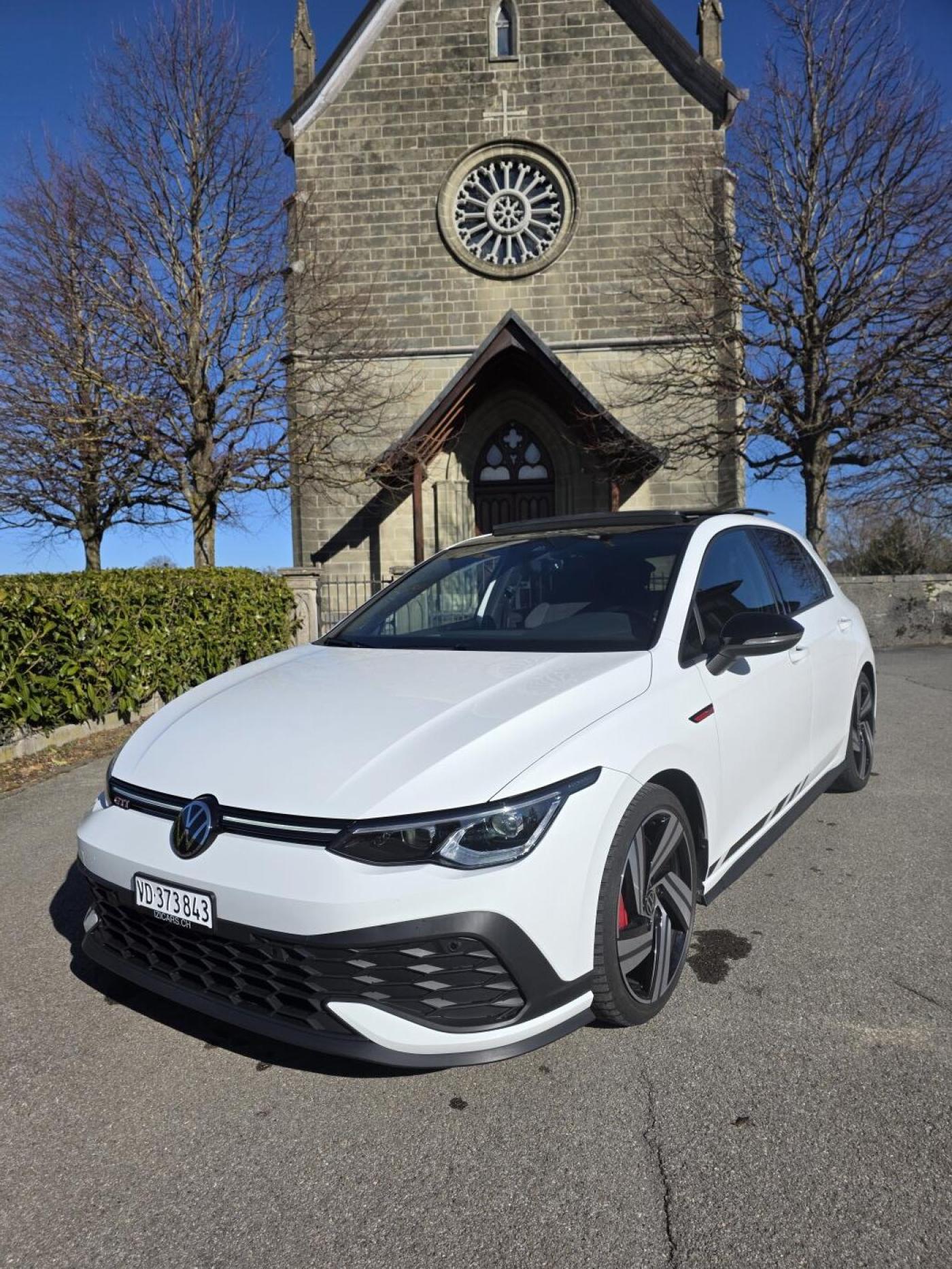VW Golf 2.0 TSI GTI Clubsport DSG-image-3