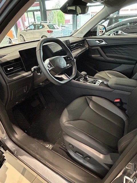 MG HS 1.5 T HEV Luxury-image-4