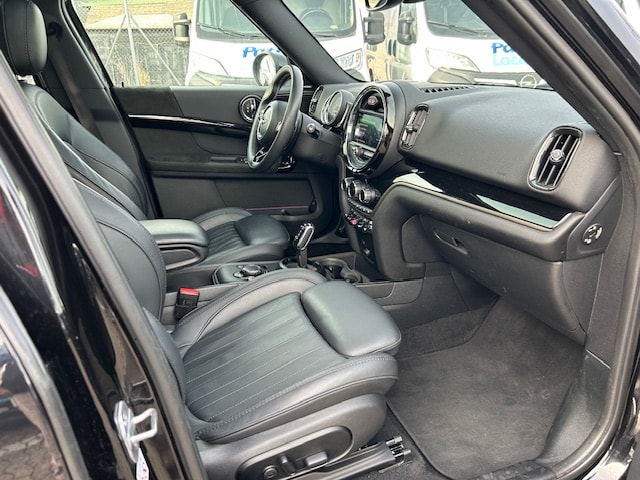 MINI Countryman Cooper S Trafalgar ALL4 Steptronic-image-6