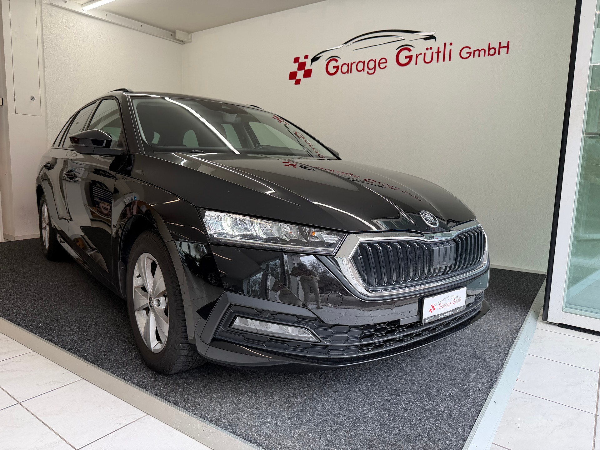 SKODA Octavia Combi 1.0 TSI Ambition DSG