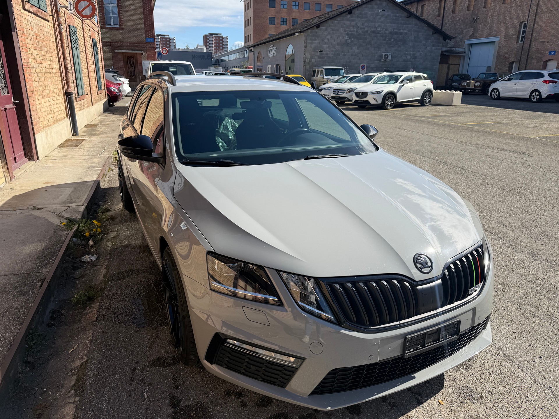 SKODA Octavia Combi 2.0 TSI RS DSG-image-7