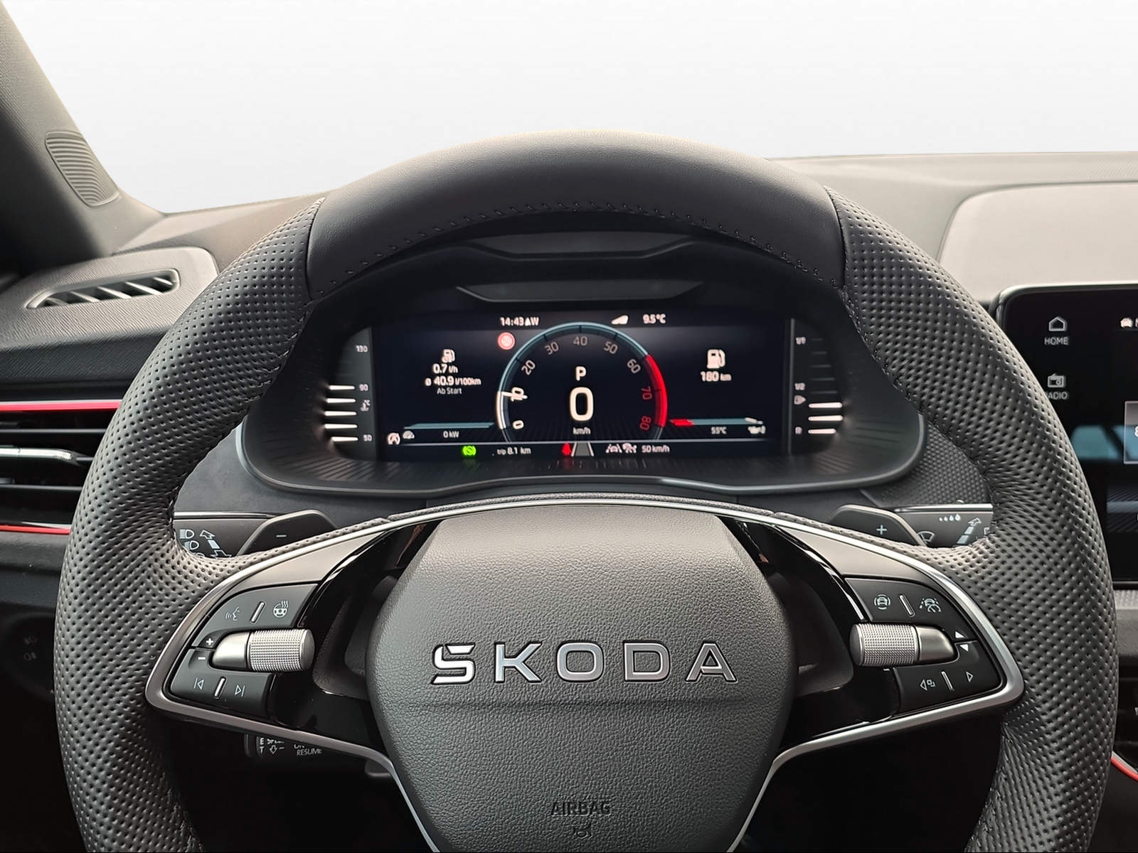 SKODA Kamiq 1.0 TSI Dynamic DSG-image-4