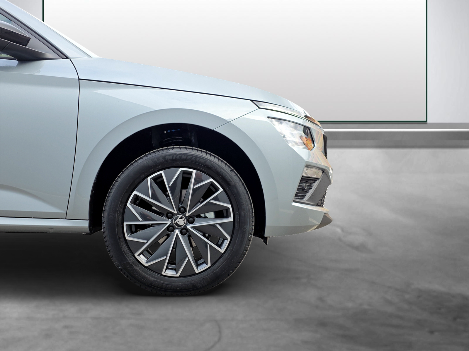 SKODA Kamiq 1.0 TSI Dynamic DSG-image-14