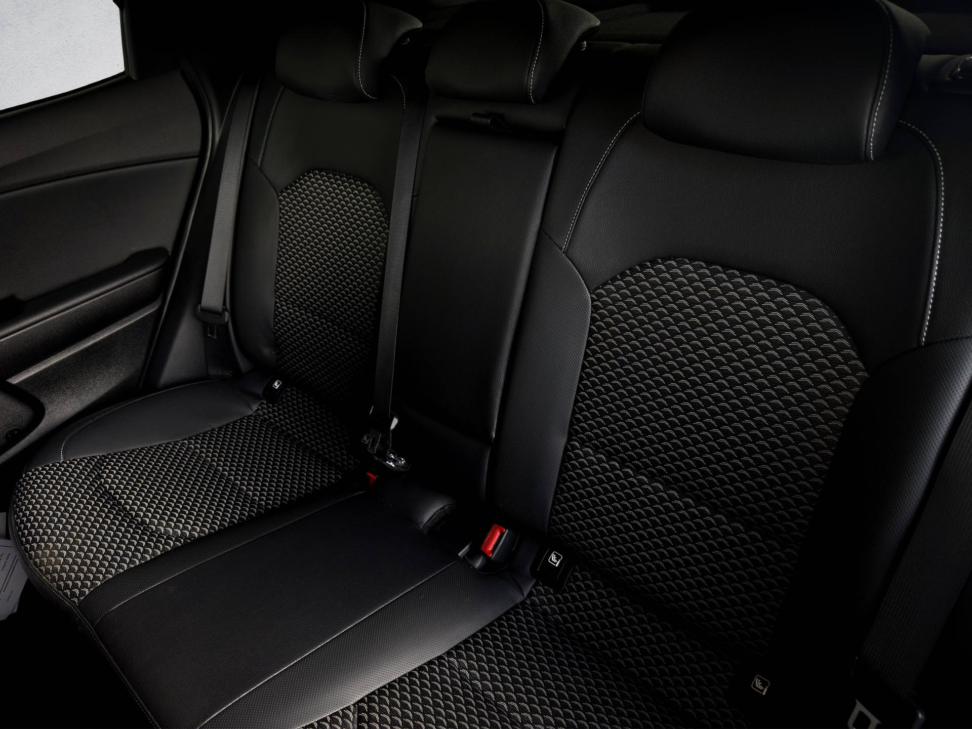 KIA XCeed 1.5 T-GDi Power-image-15
