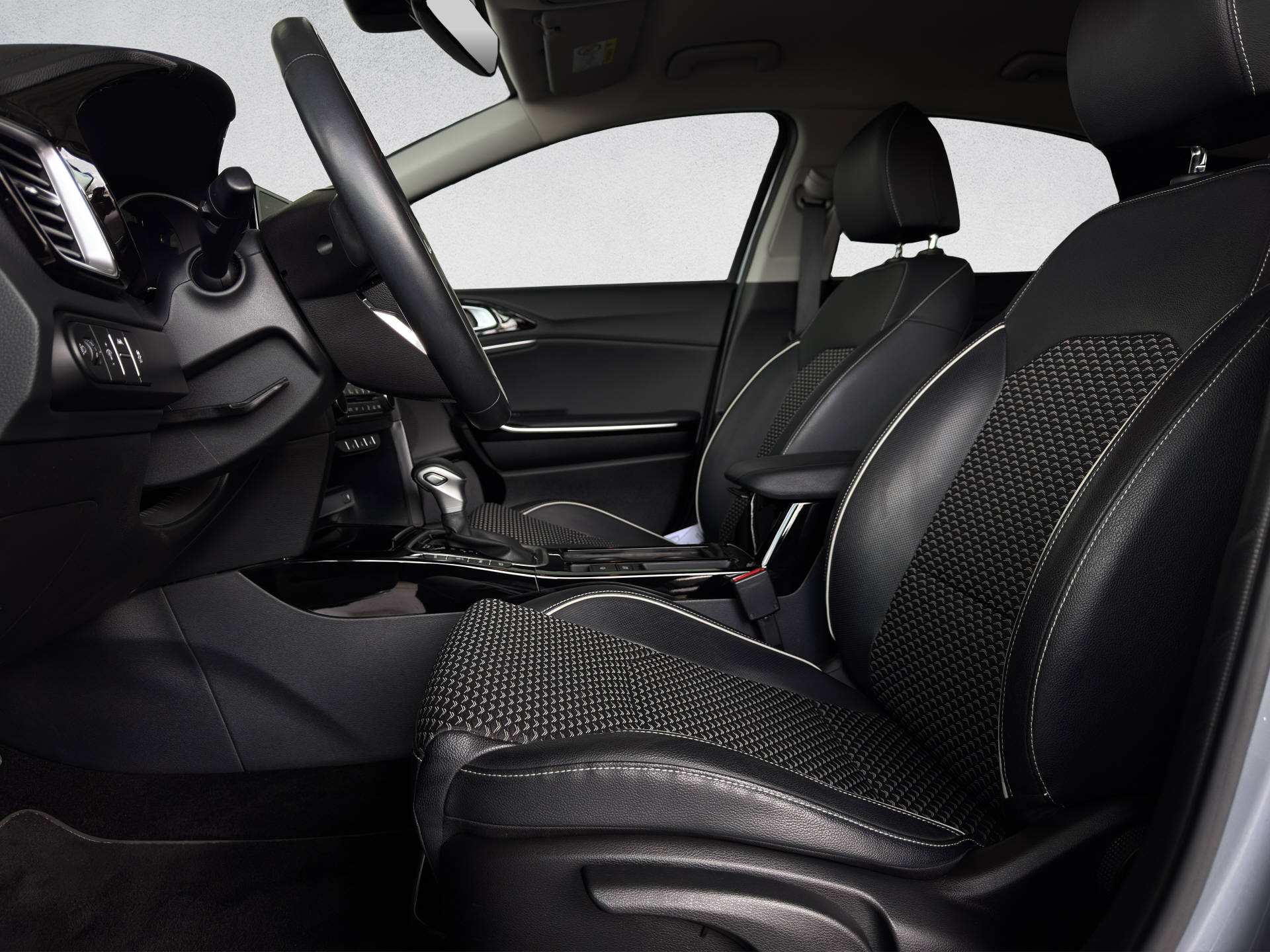 KIA XCeed 1.5 T-GDi Power-image-8