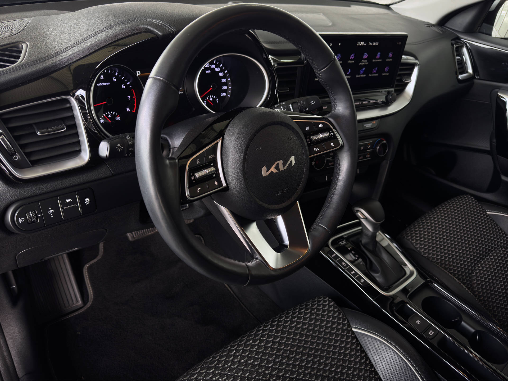 KIA XCeed 1.5 T-GDi Power-image-11