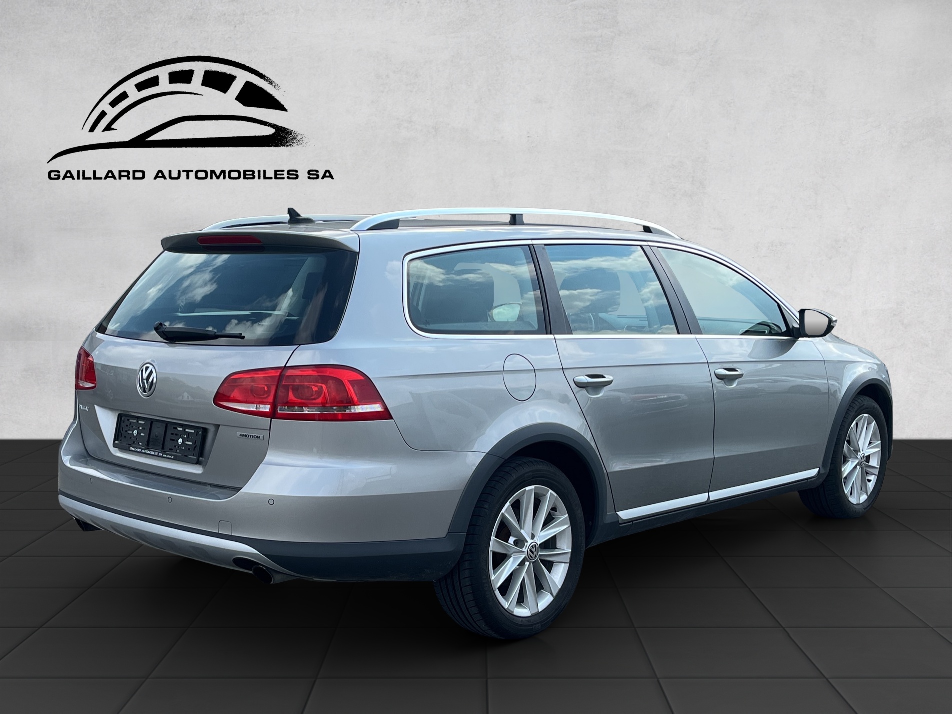 VW Passat Alltrack 2.0 TSI 4Motion DSG-image-5