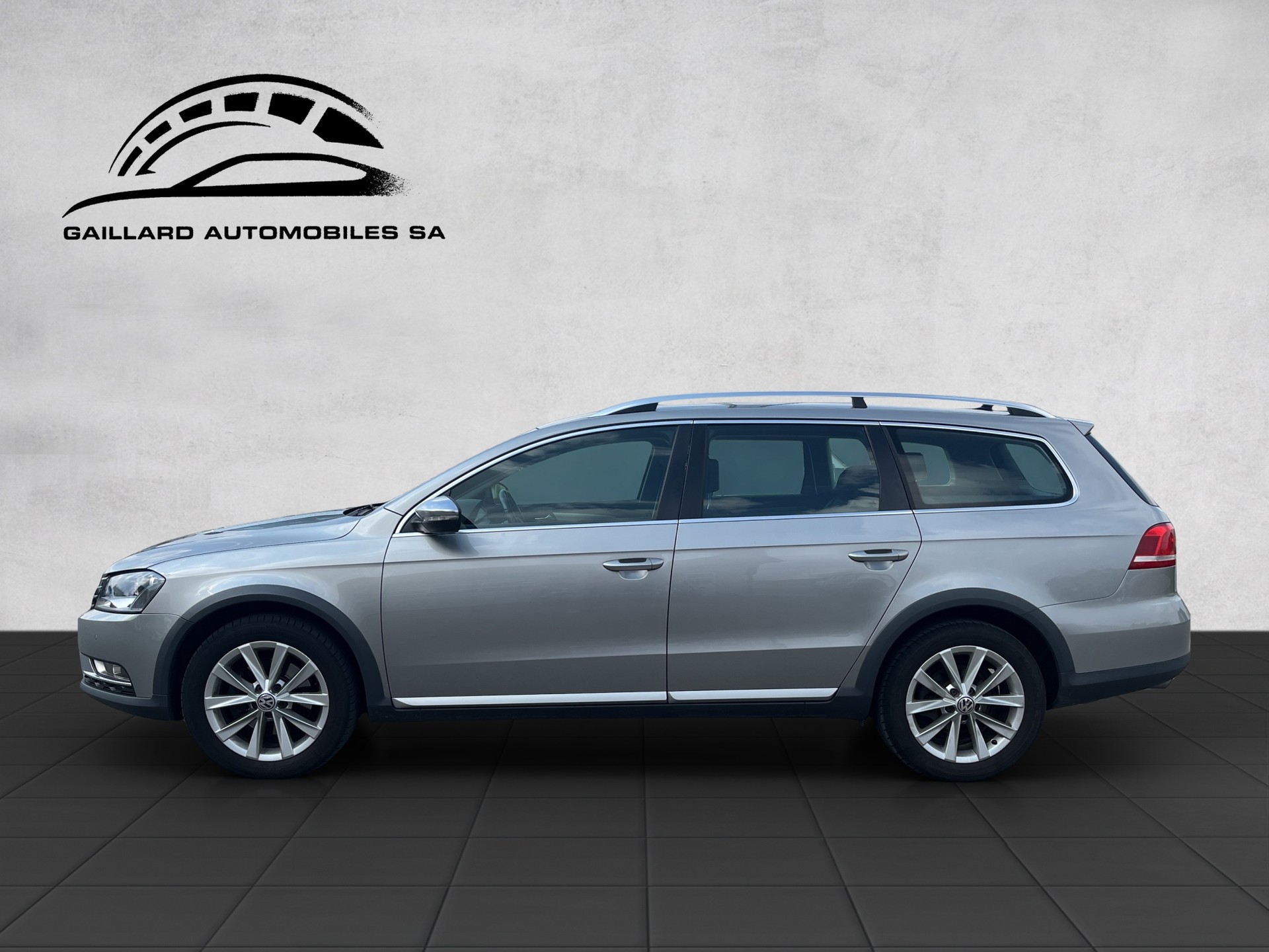 VW Passat Alltrack 2.0 TSI 4Motion DSG-image-2