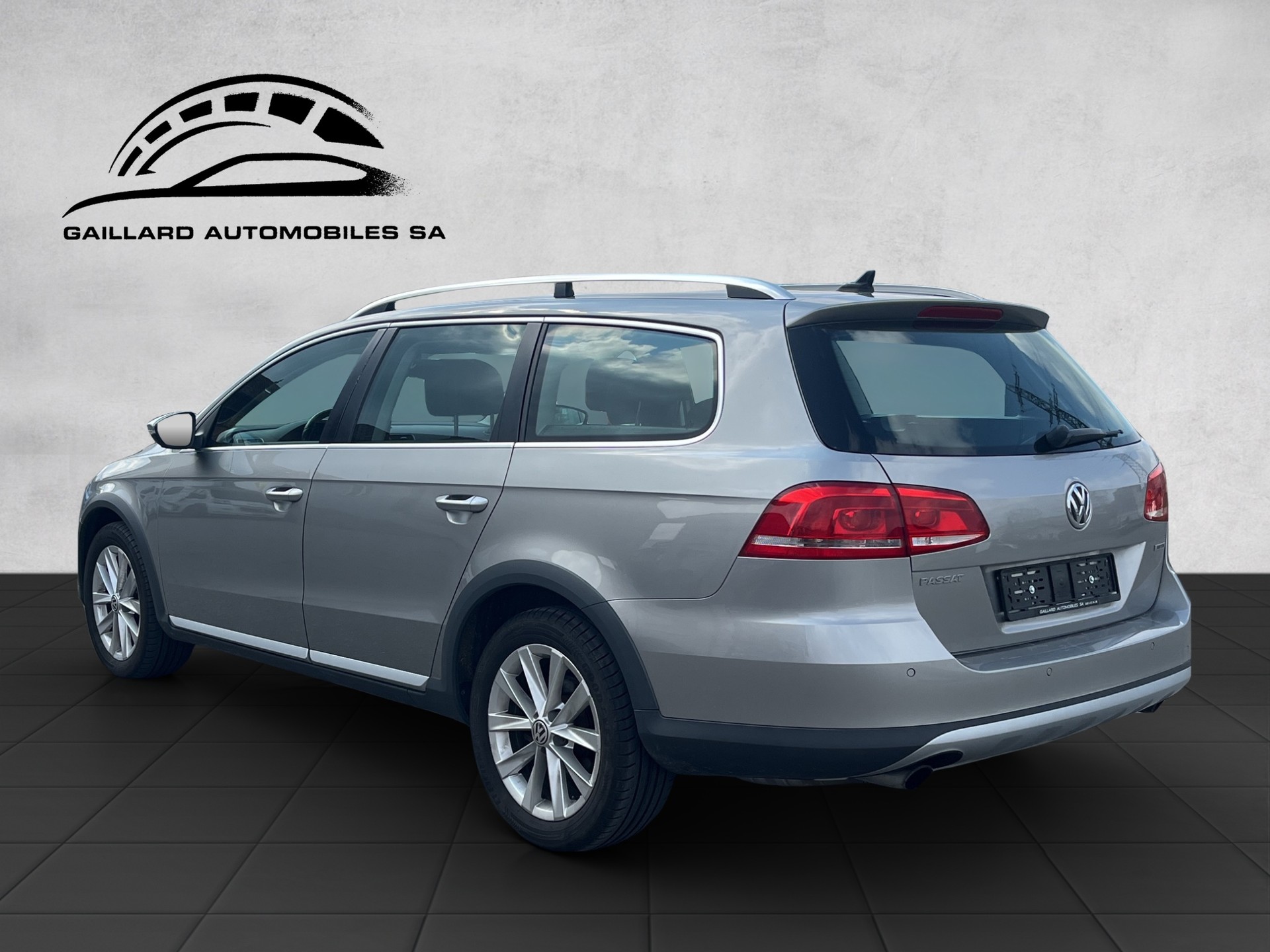 VW Passat Alltrack 2.0 TSI 4Motion DSG-image-3