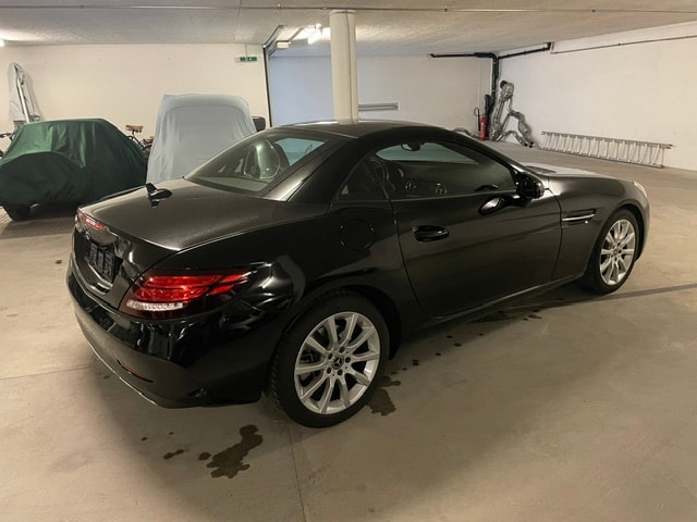 MERCEDES-BENZ SLC 200 AMG Line 9G-Tronic-image-3