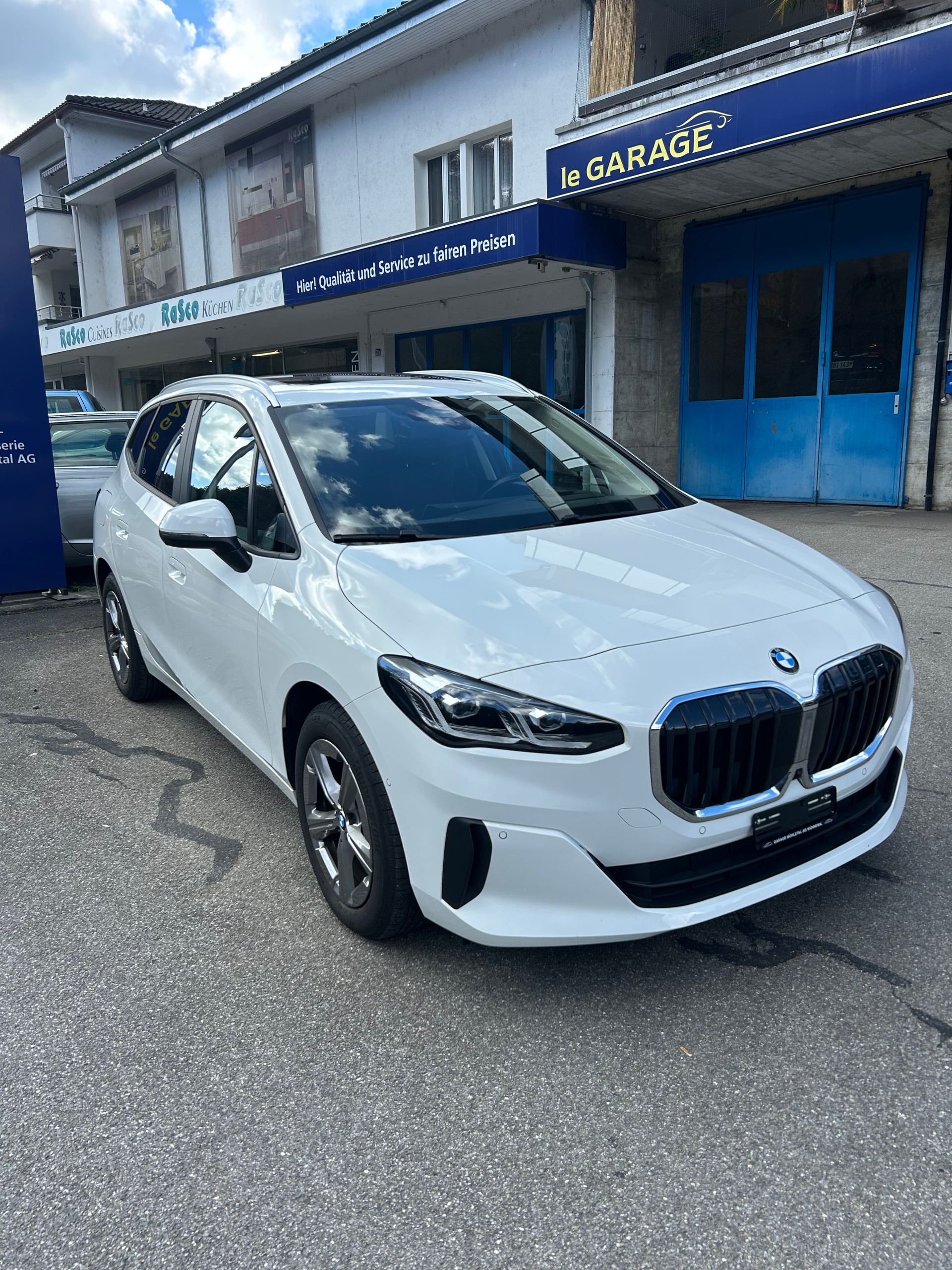 BMW 223d Active Tourer xDrive Luxury line DKG-image-2