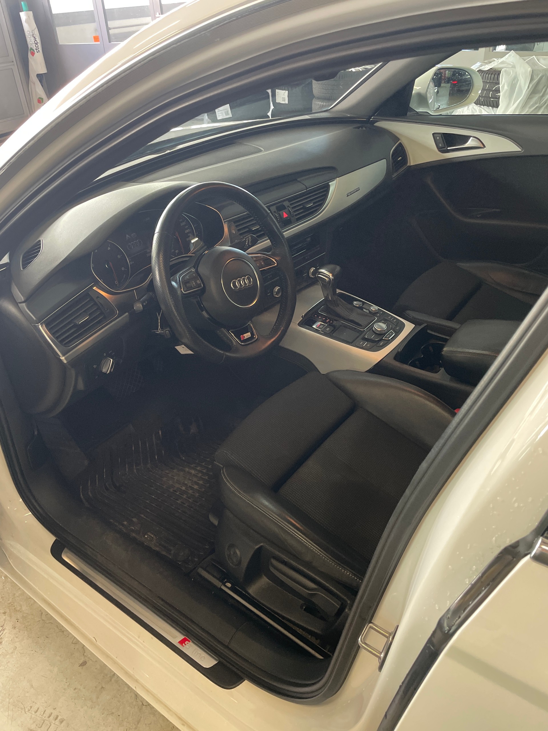 AUDI A6 Avant 3.0 TDI V6 quattro S-tronic-image-8