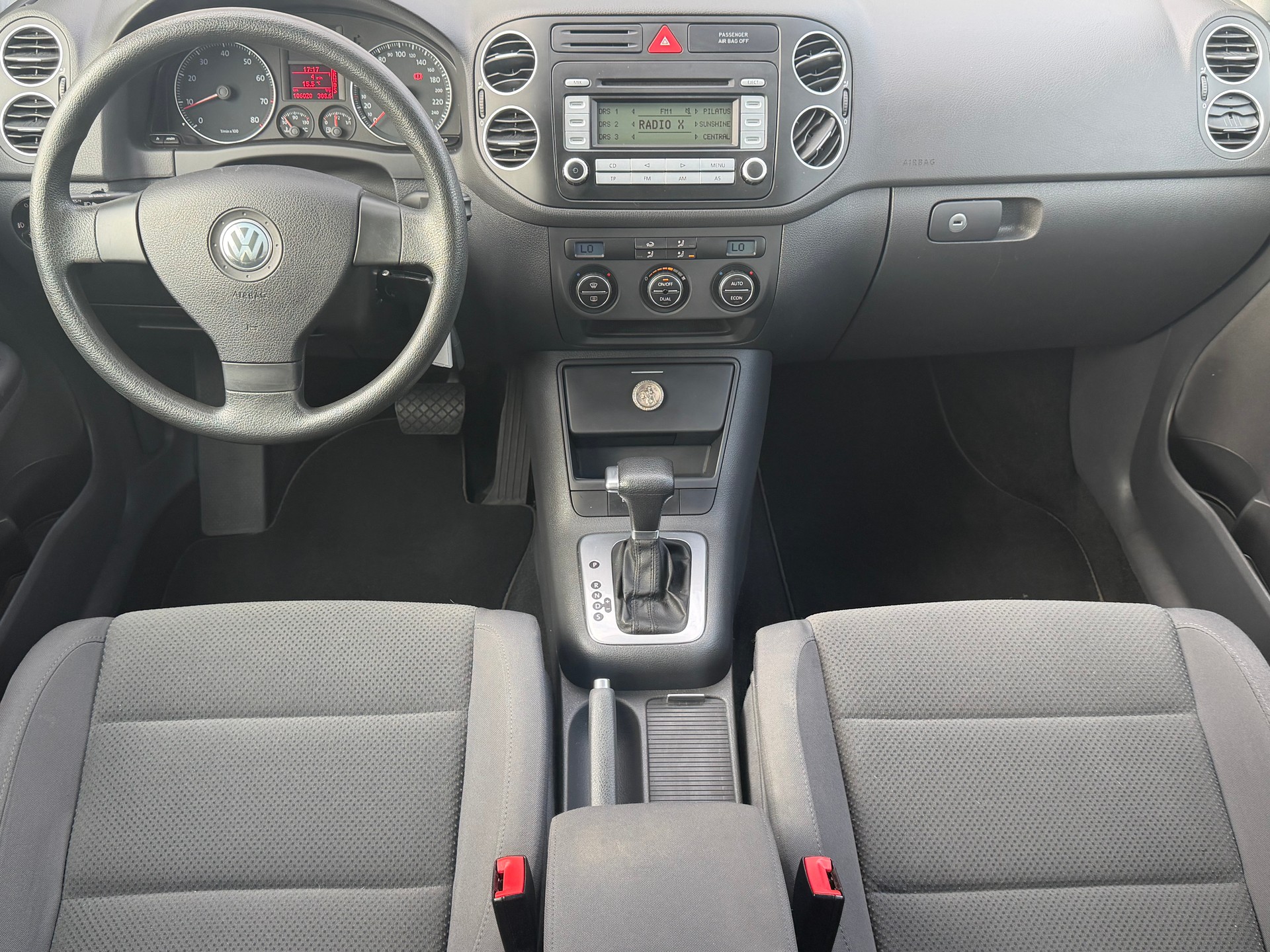 VW Golf Plus 2.0 FSI Comfortline-image-12