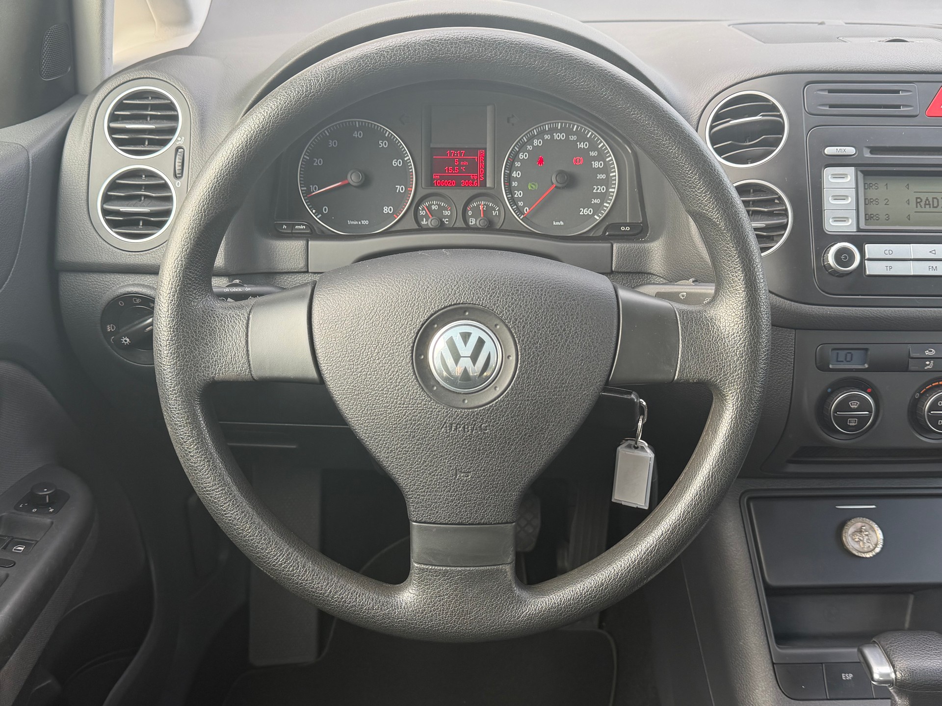 VW Golf Plus 2.0 FSI Comfortline-image-13