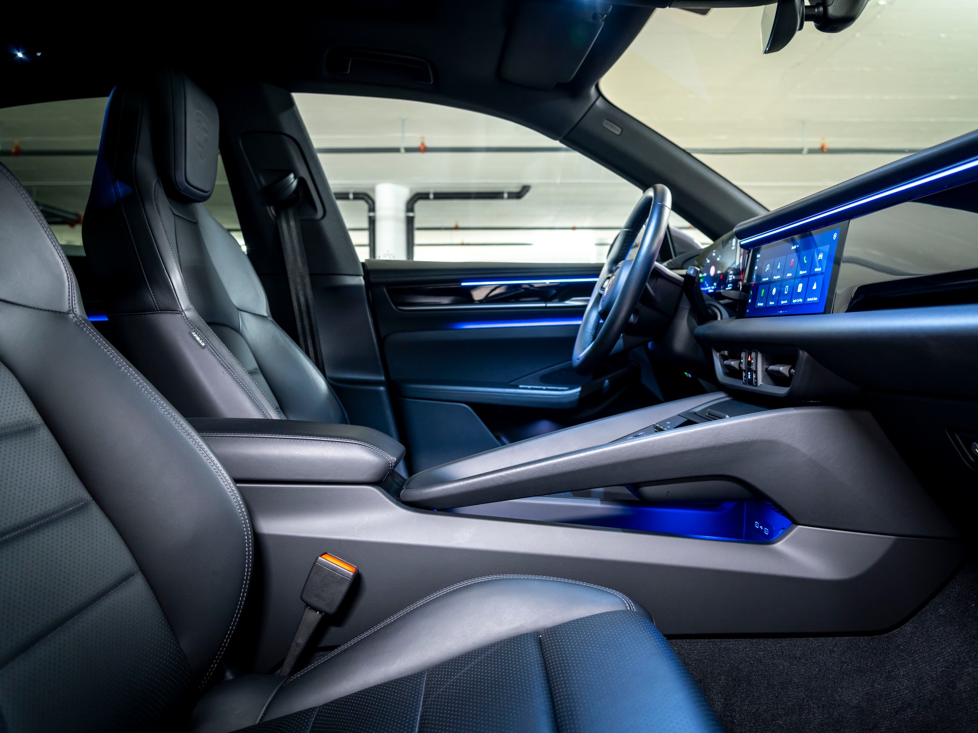 PORSCHE Macan 4 100kWh-image-24