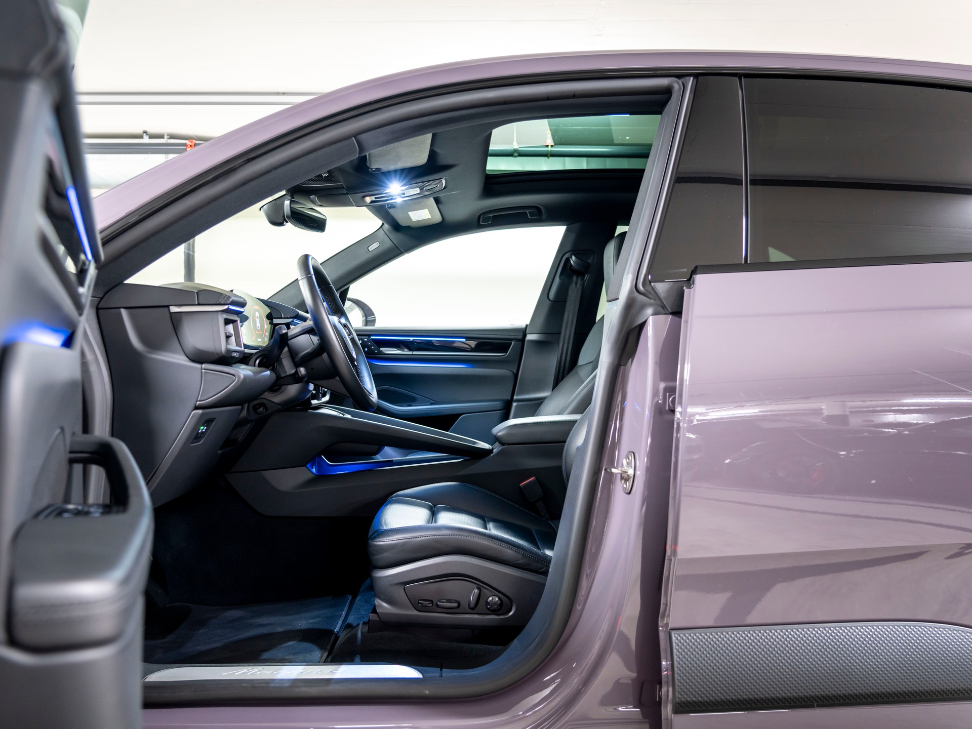 PORSCHE Macan 4 100kWh-image-12