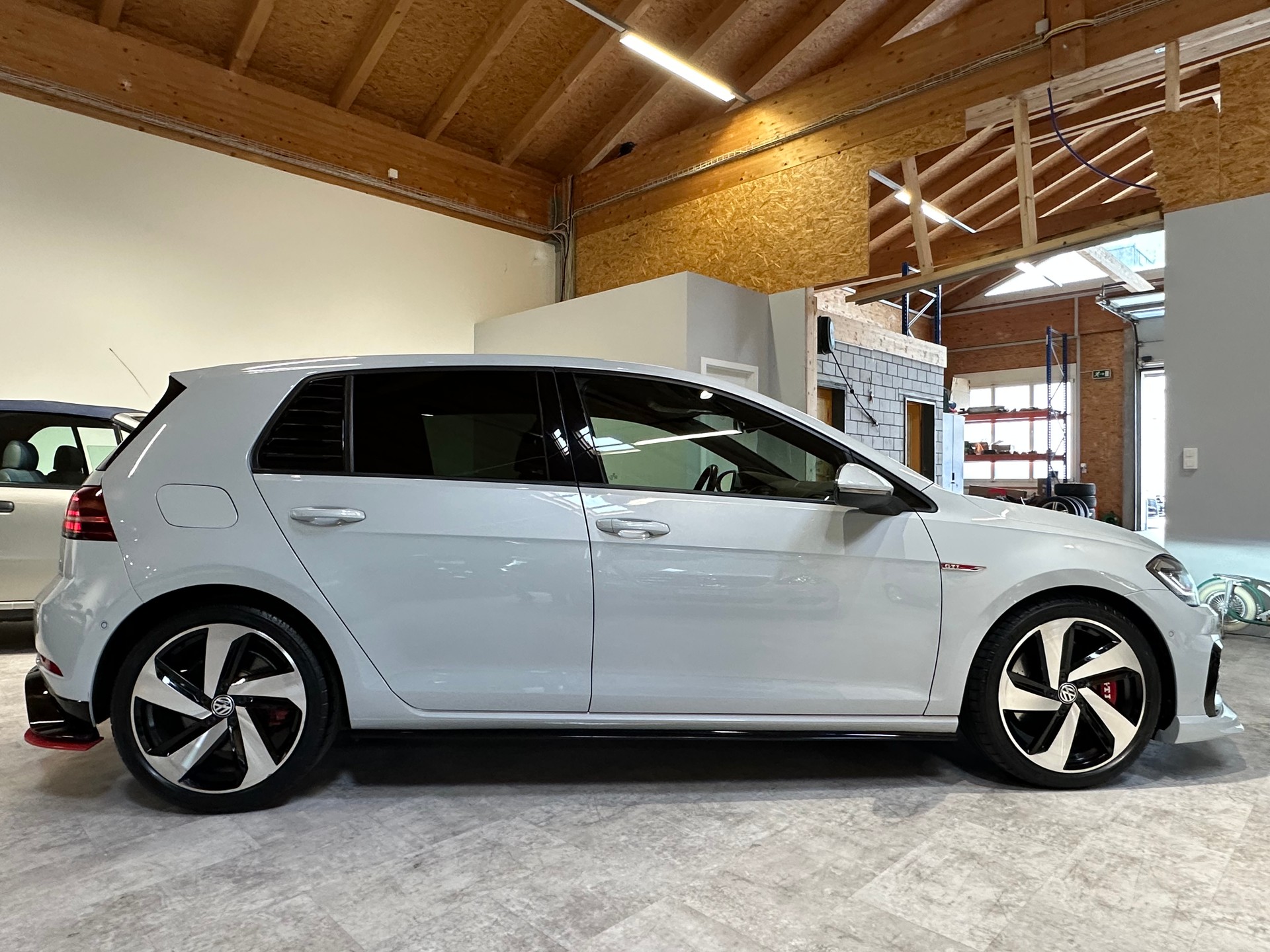 VW Golf 2.0 TSI GTI Performance DSG/APR optimiert 230 kW/313 PS/Oettinger-Aero-Kit rundum/Penibel gepflegtes Fahrzeug!-image-7
